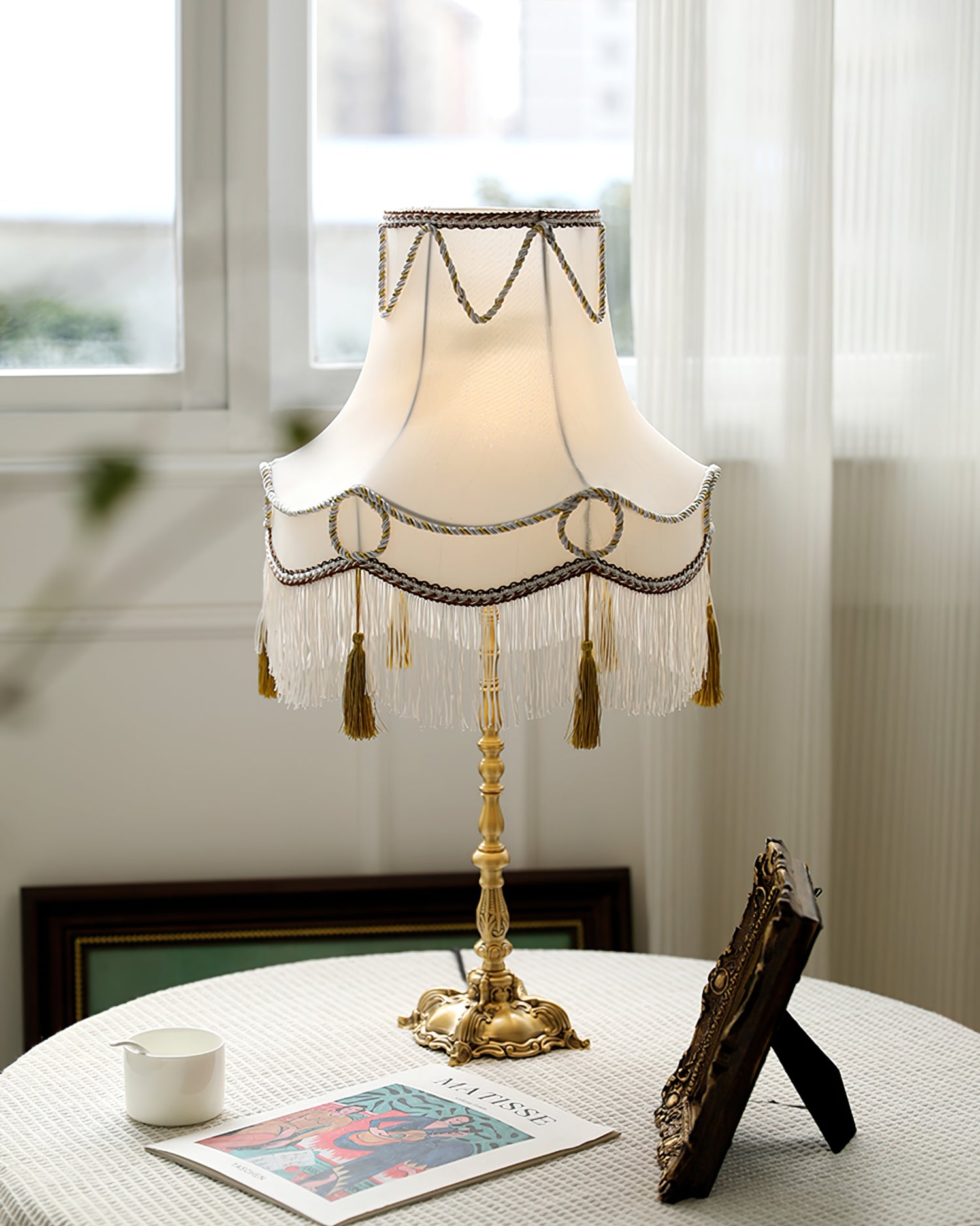 Victorian Brass Table Lamp - Lumpaz