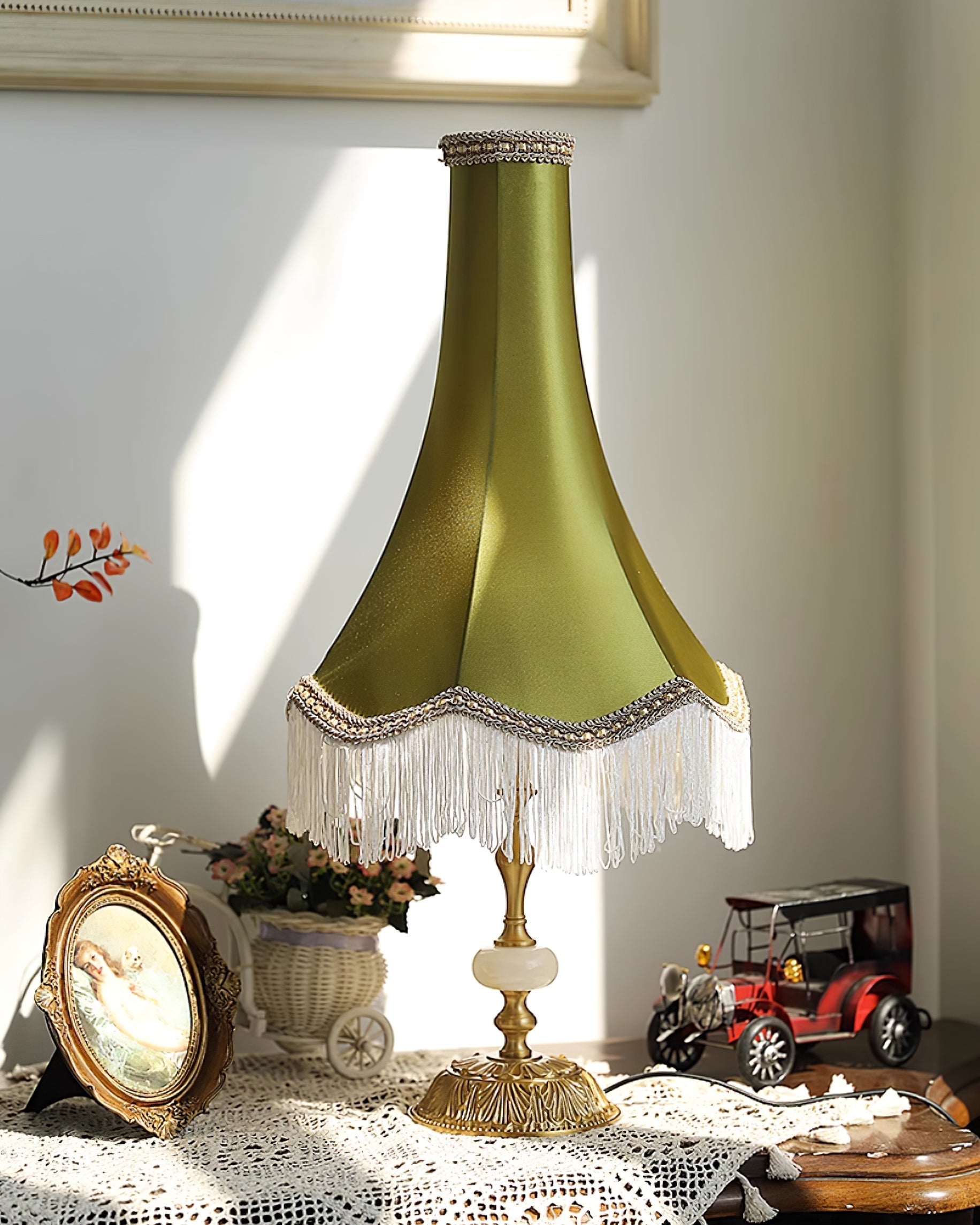 Peia Tassel Table Lamp - Lumpaz