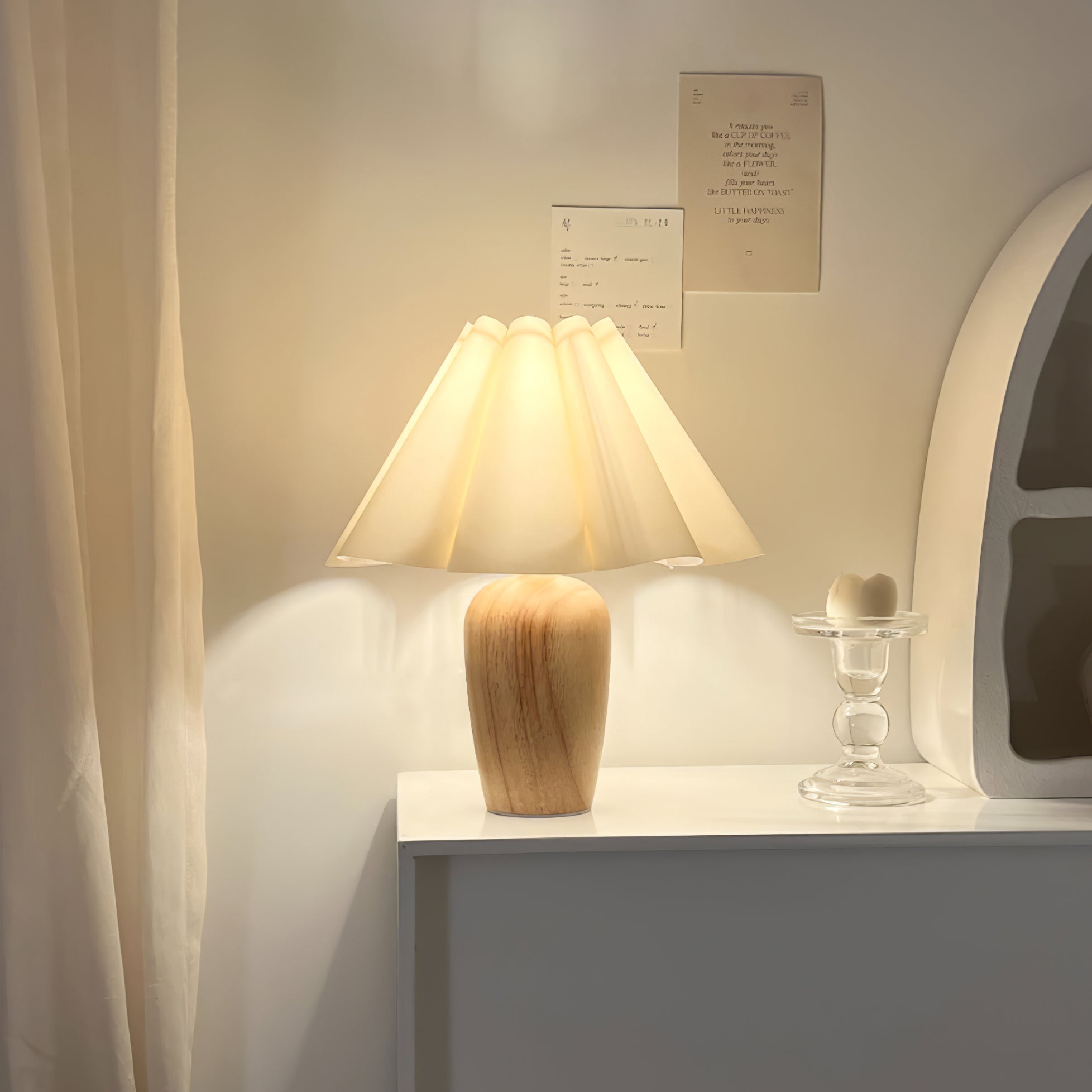 Vintage Fluted Beige Table Lamp - Lumpaz