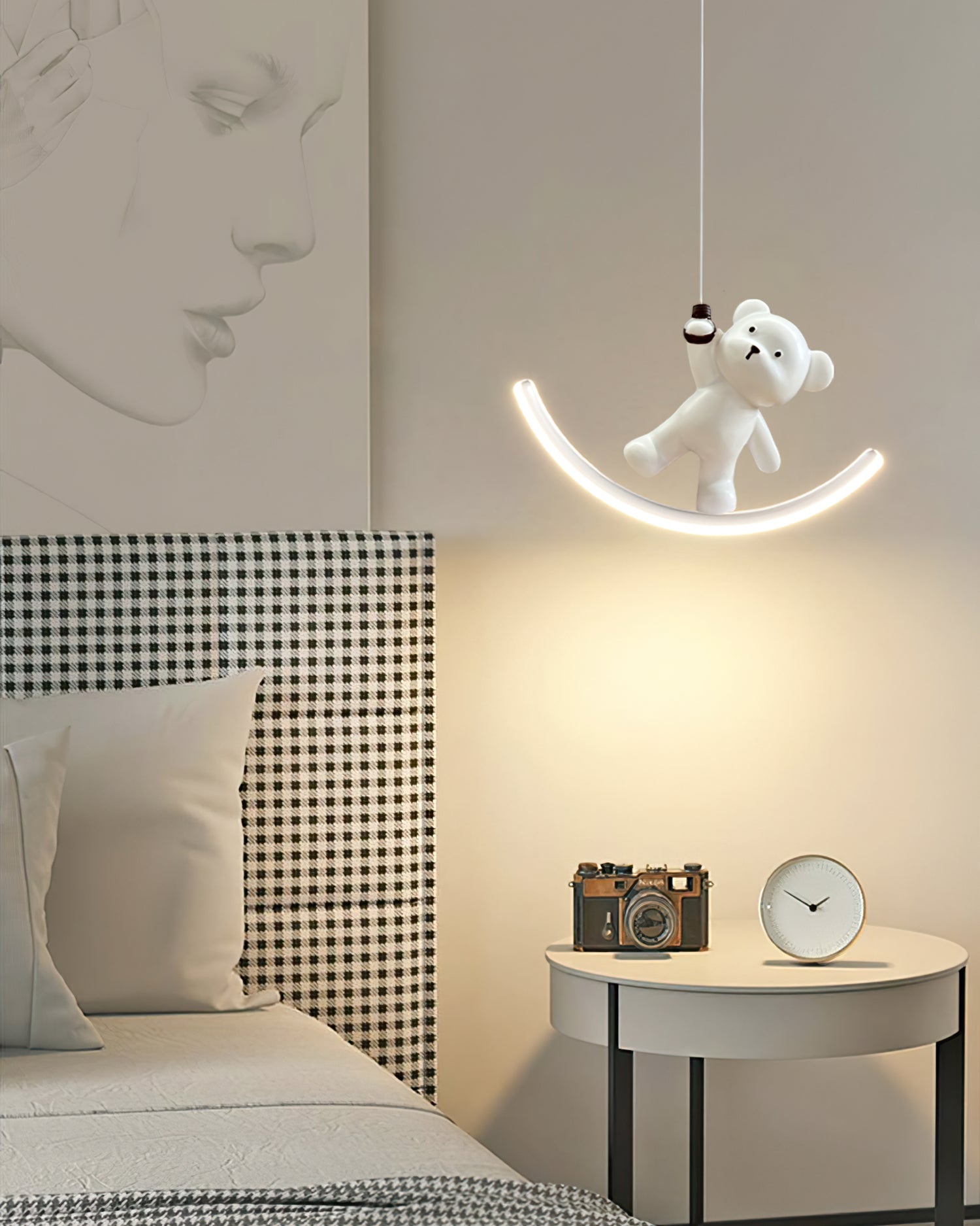 Bear Resin Pendant Lamp - Lumpaz