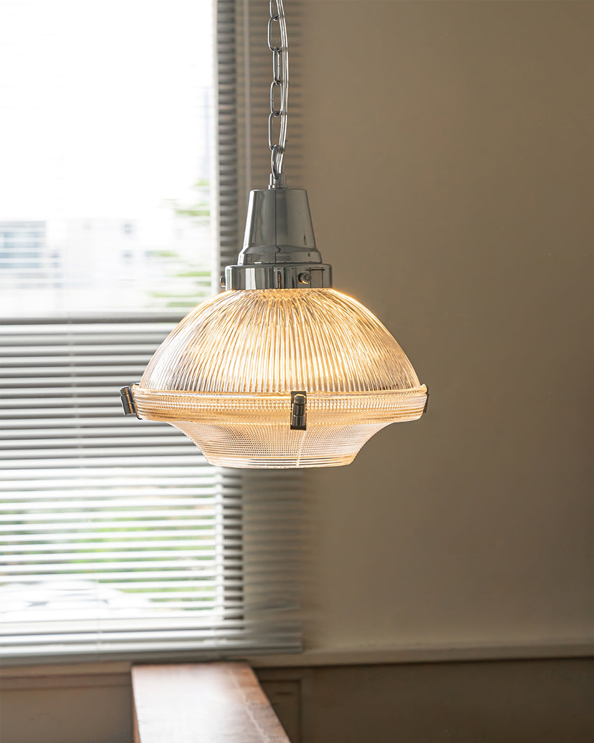 Prismatic Pendant Light - Lumpaz