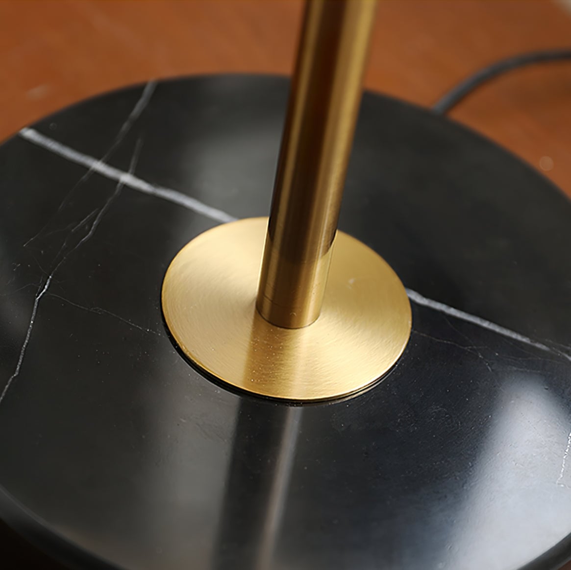 Vivant Shell Table Lamp - Lumpaz