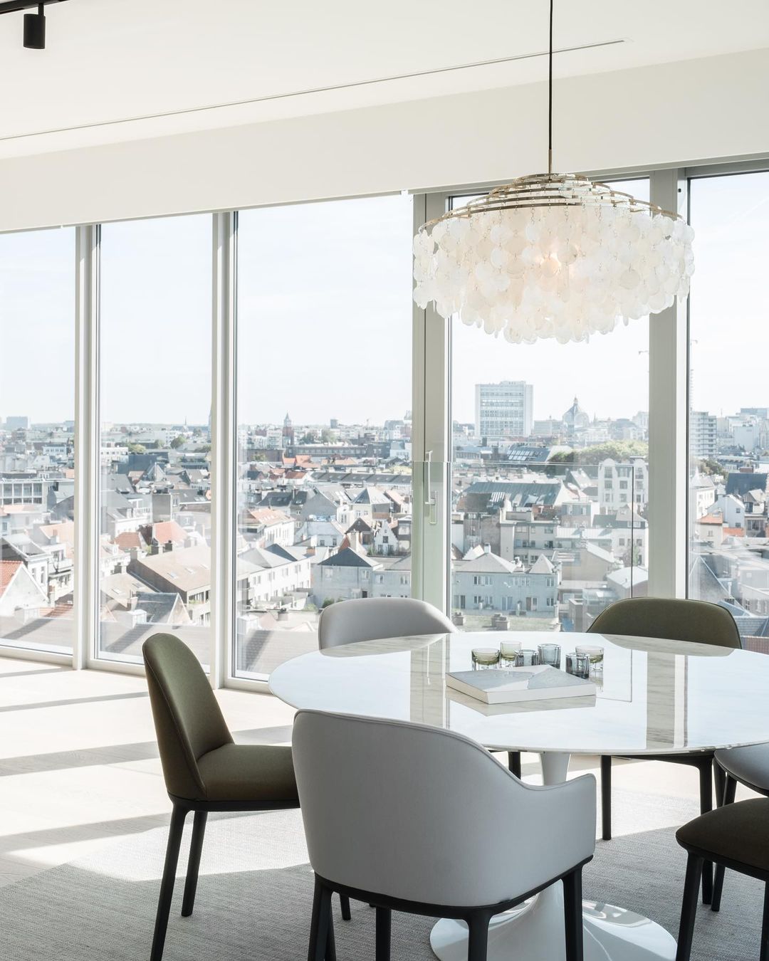Seashells Pendant Light - Lumpaz