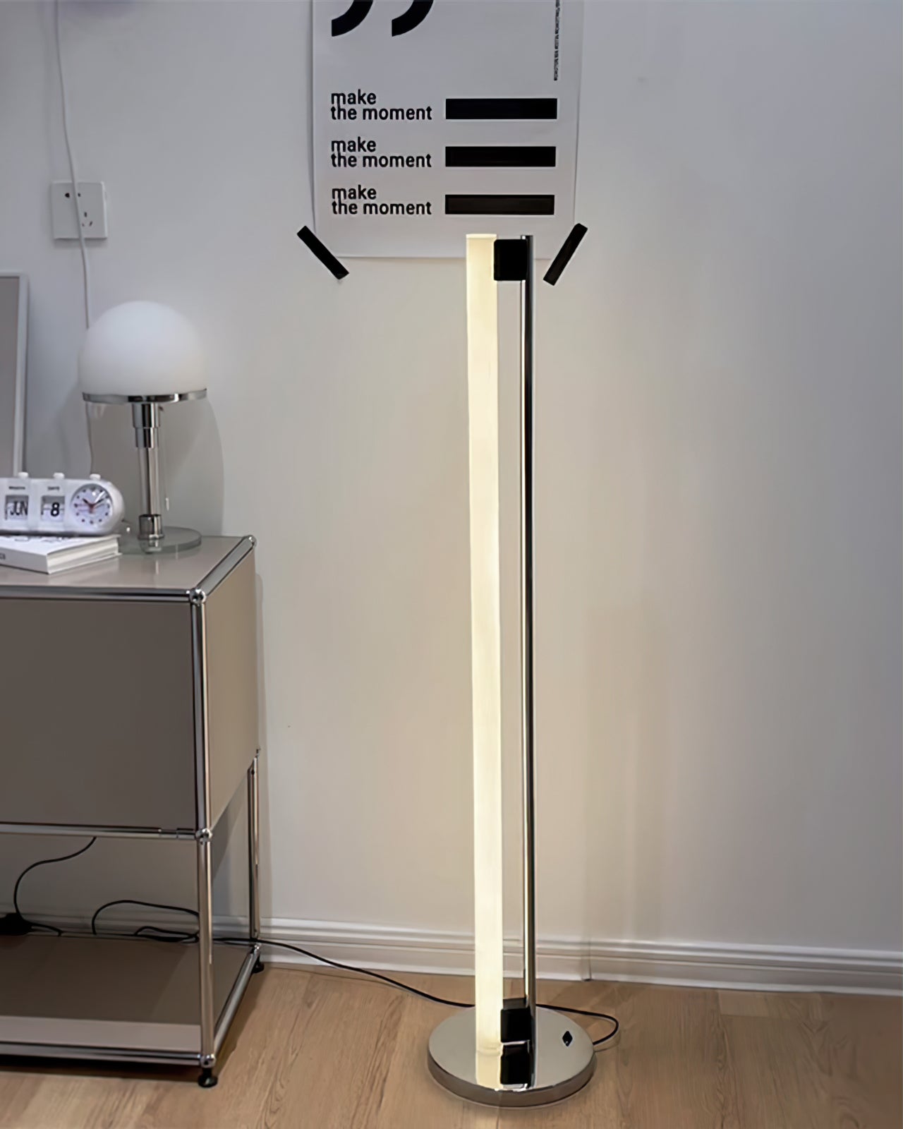 Tube Light Floor Lamp - Lumpaz