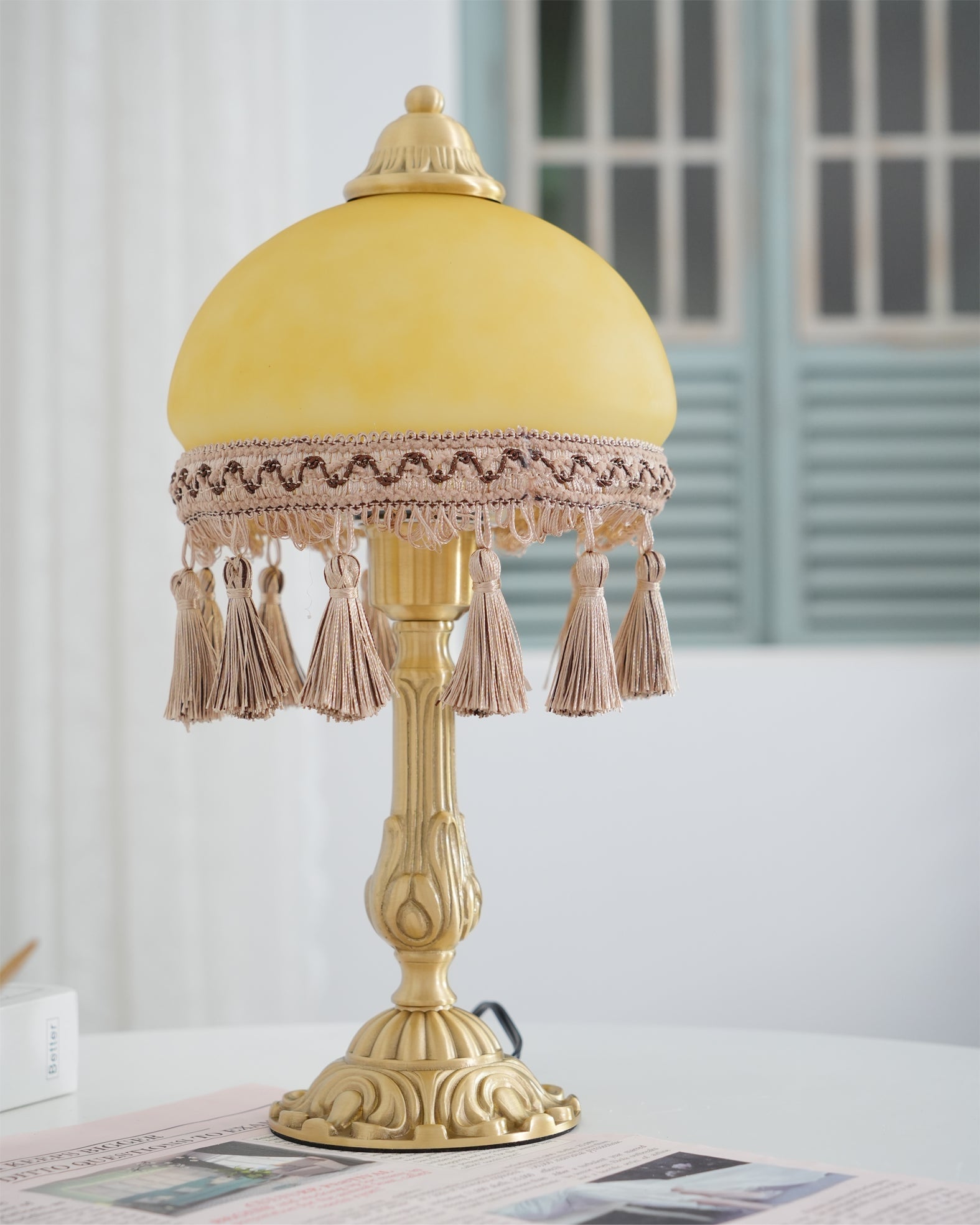 French Tassels Brass Table Lamp - Lumpaz
