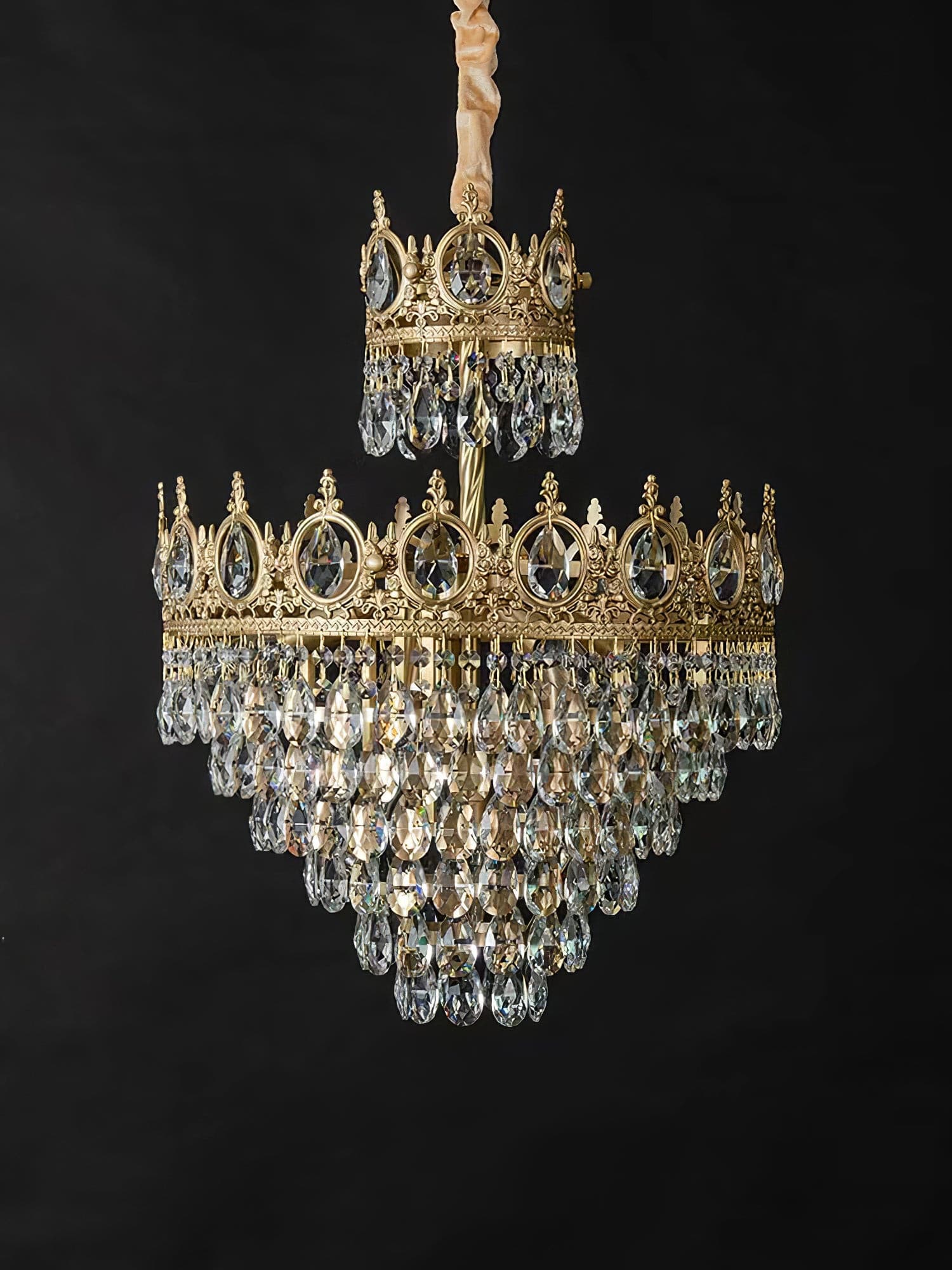 Linfort Brass Chandelier - Lumpaz