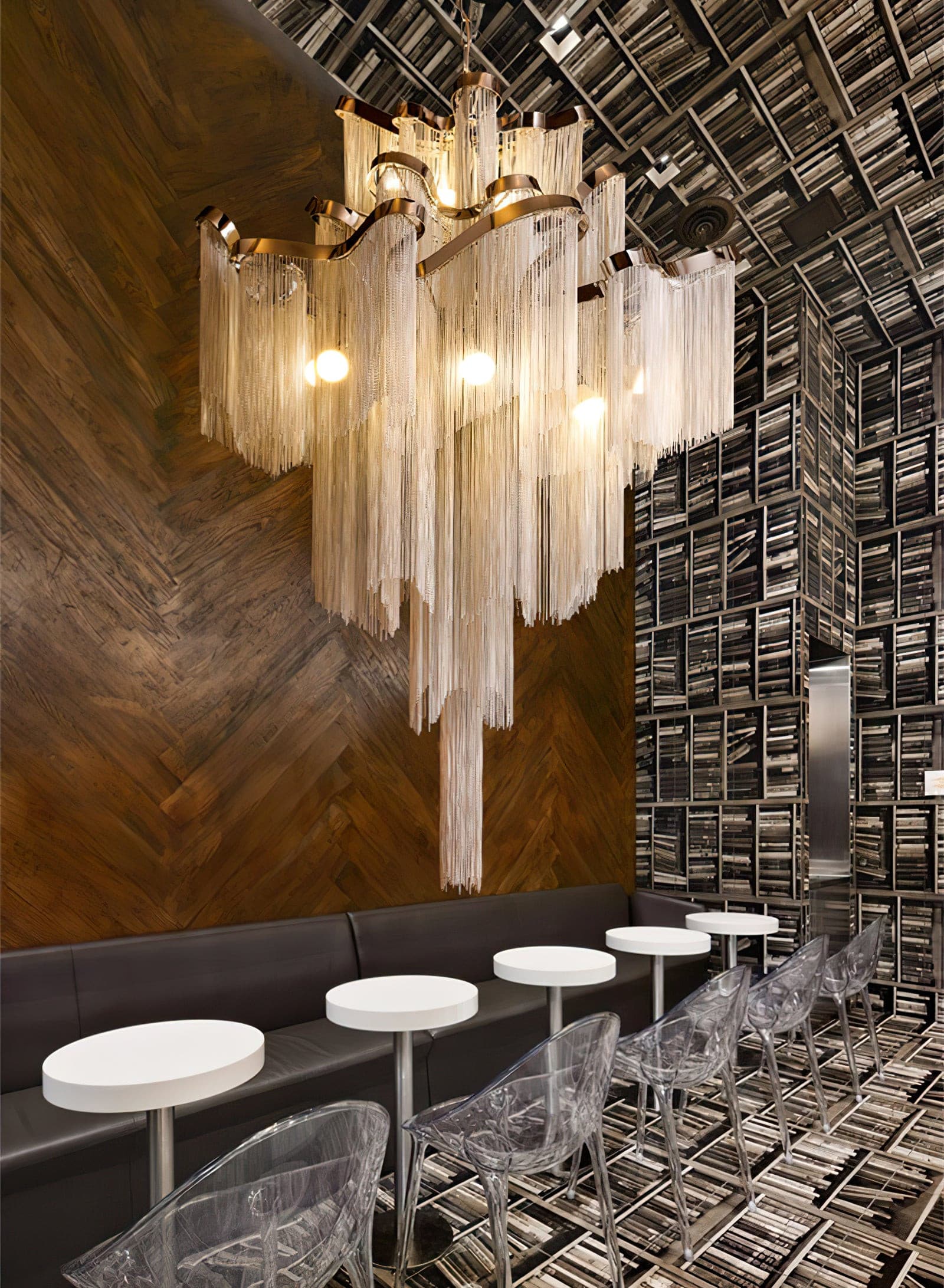 Fringe Chandelier - Lumpaz
