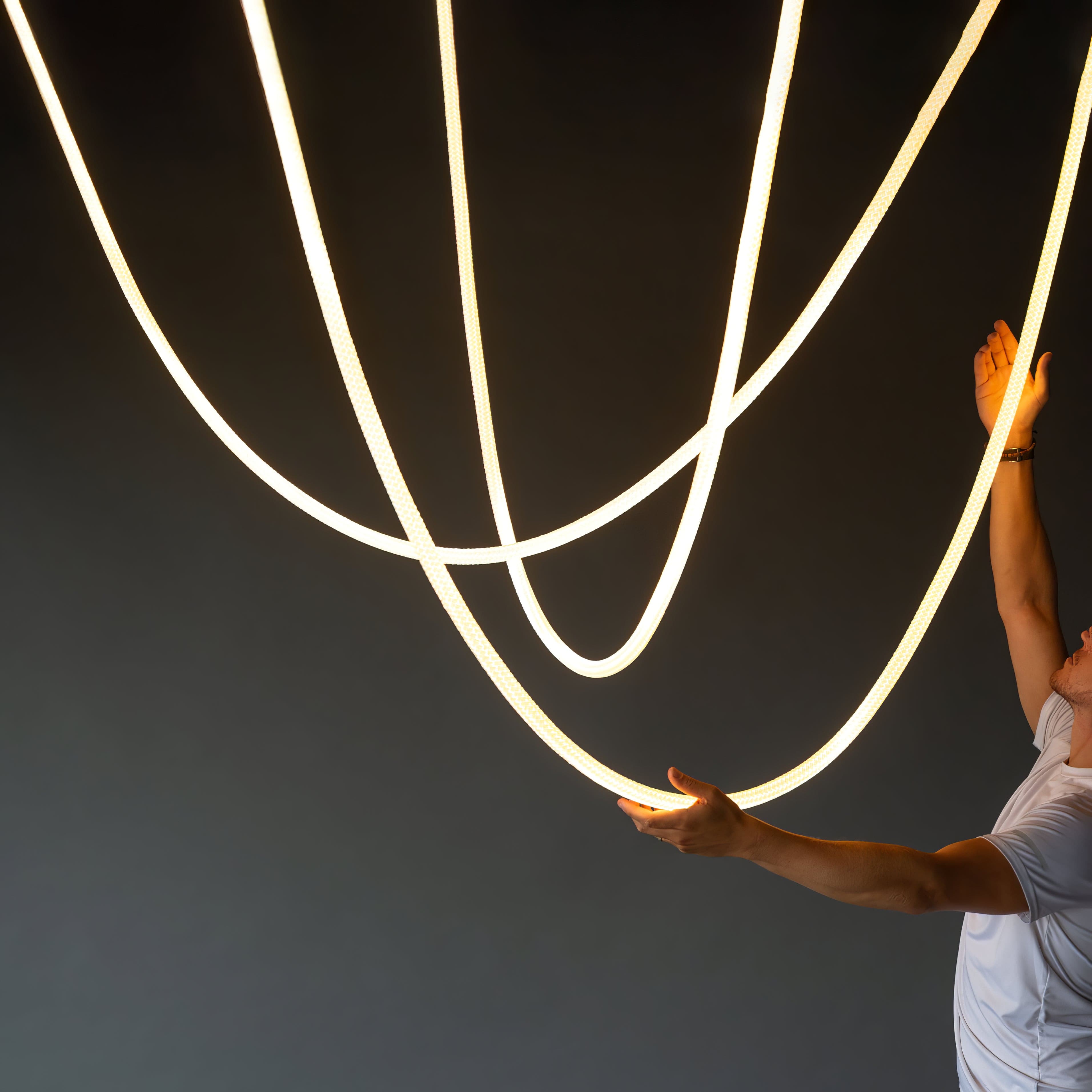 Flex LED Pendant Light - Lumpaz