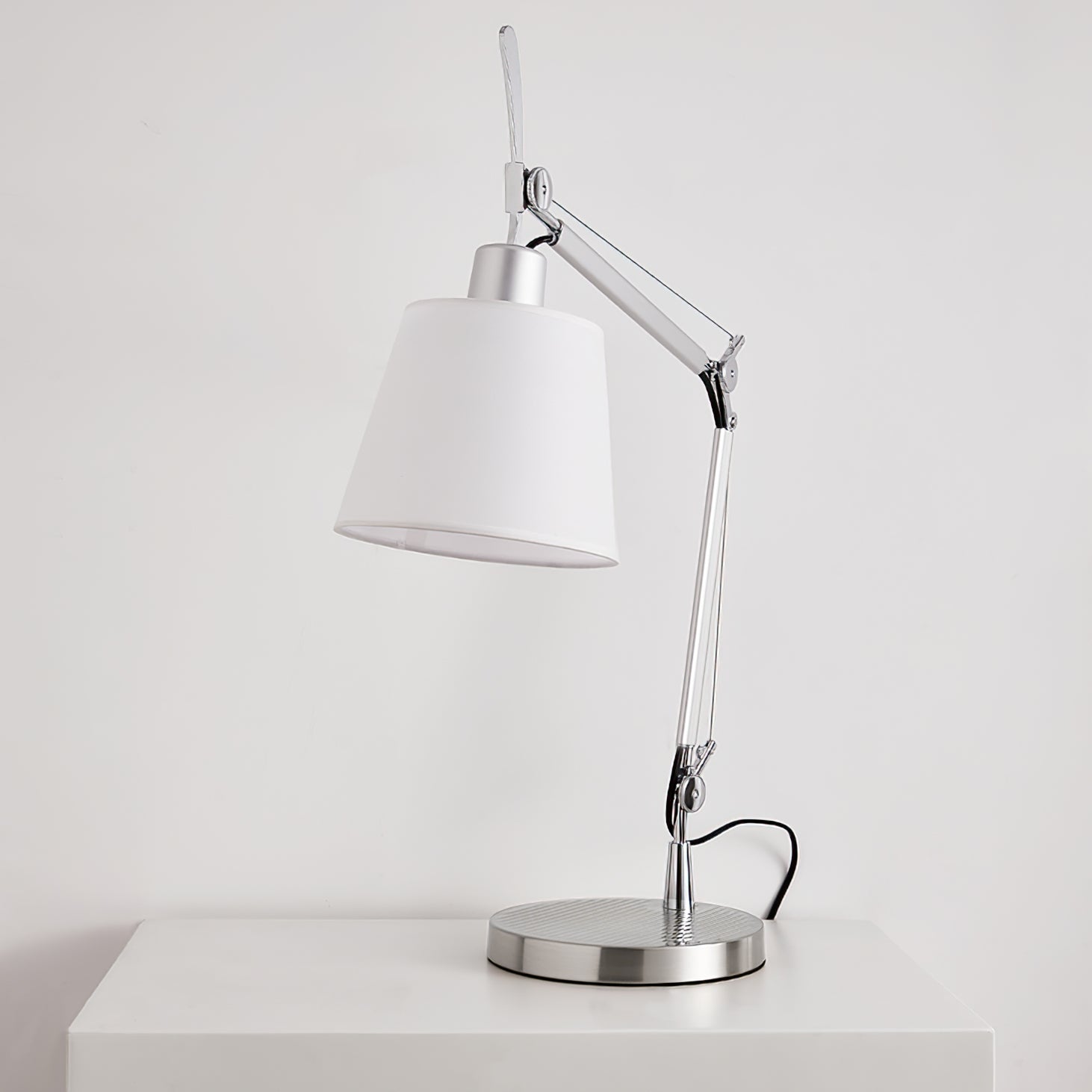 Modern Classic Table Lamp - Lumpaz