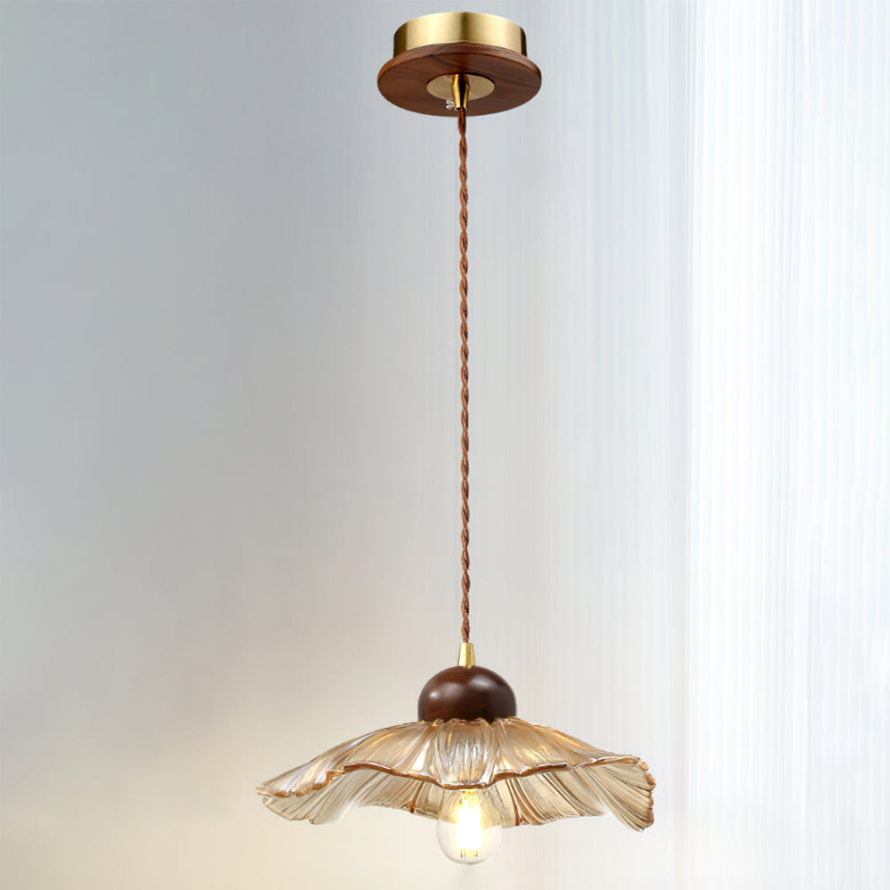 Scalloped Floral Pendant Lamp - Lumpaz