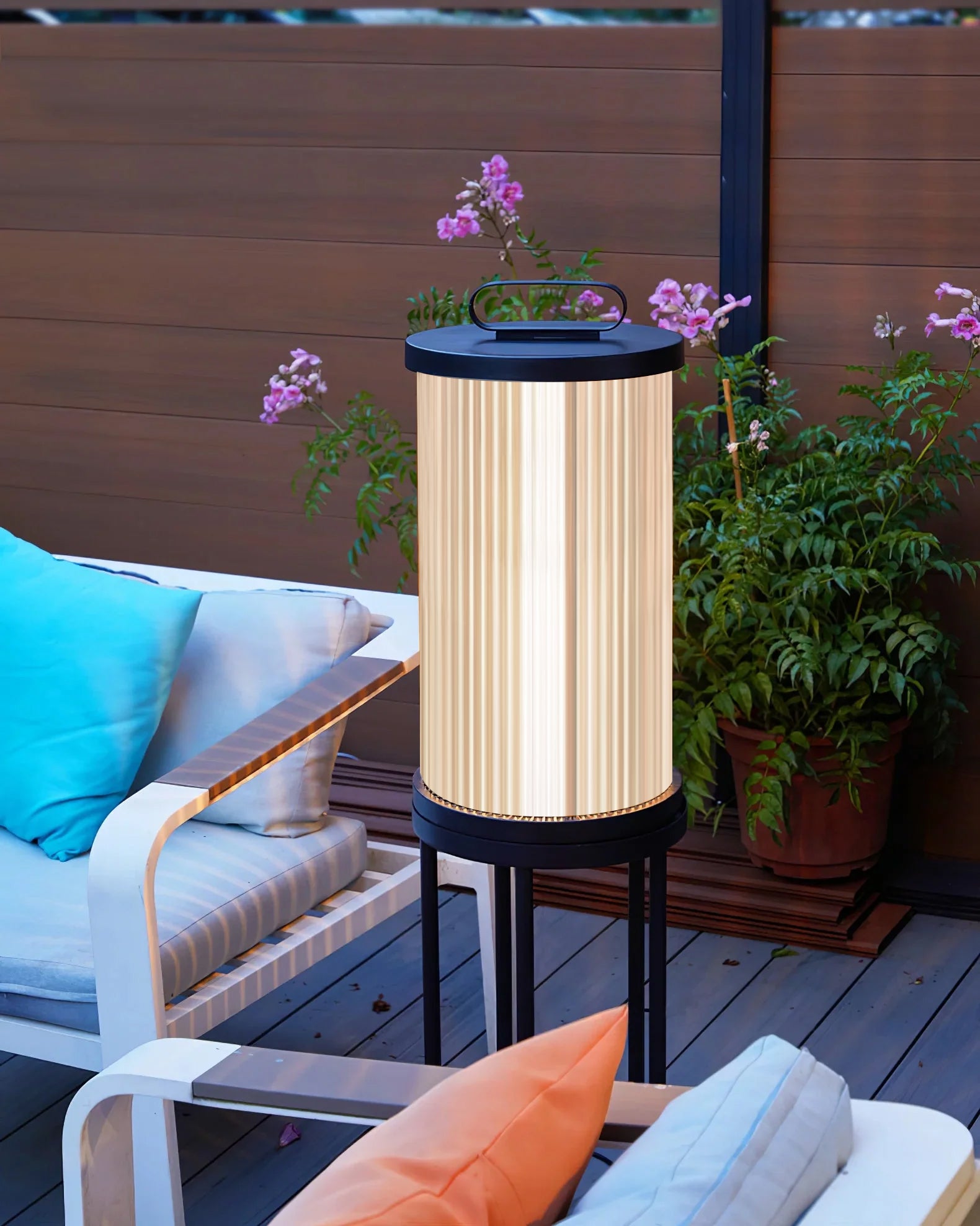 Line Glass Lantern Solar Floor Lamp - Lumpaz