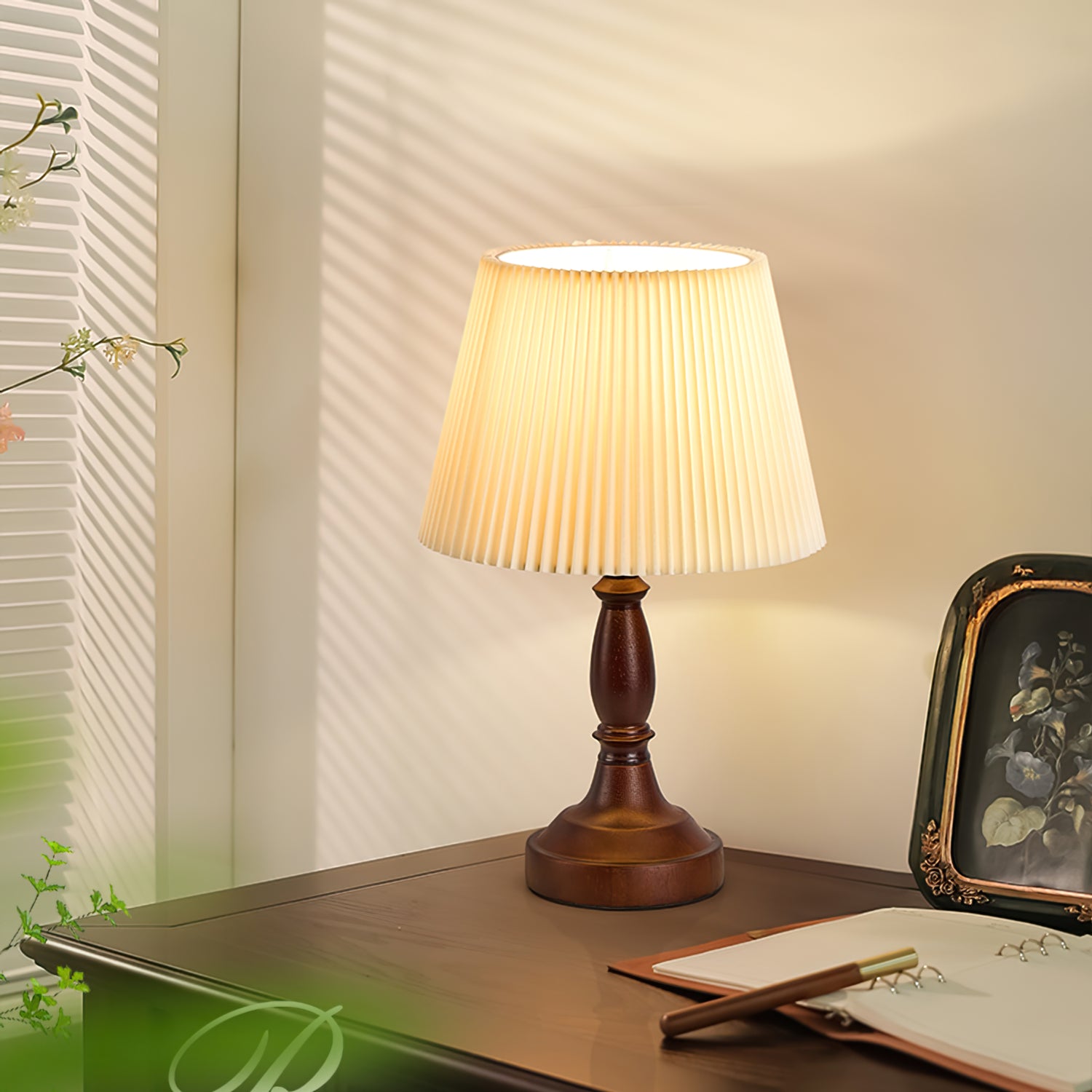 Catelyn Table Lamp - Lumpaz