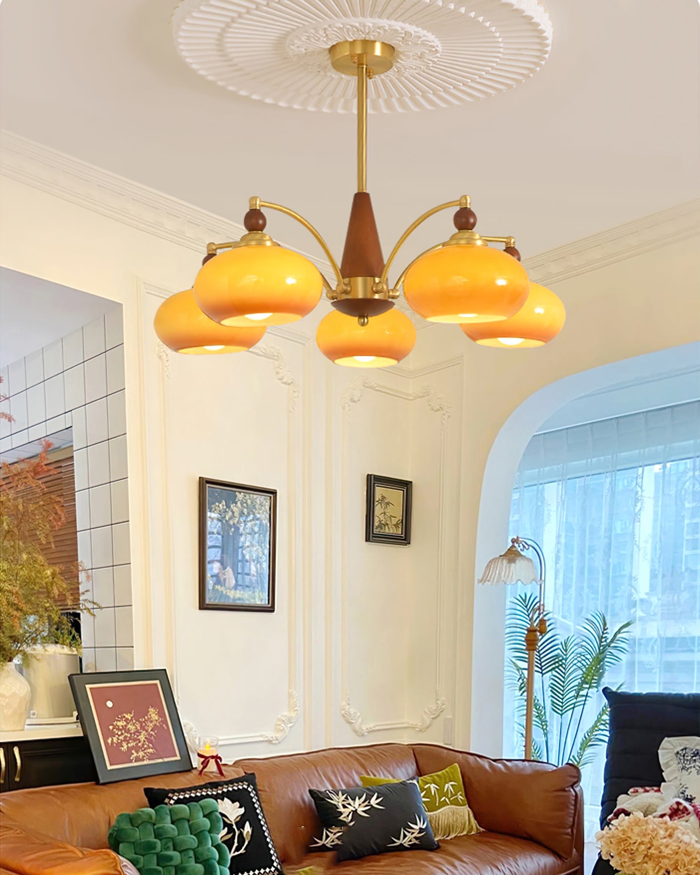 Tillary Wood Chandelier - Lumpaz