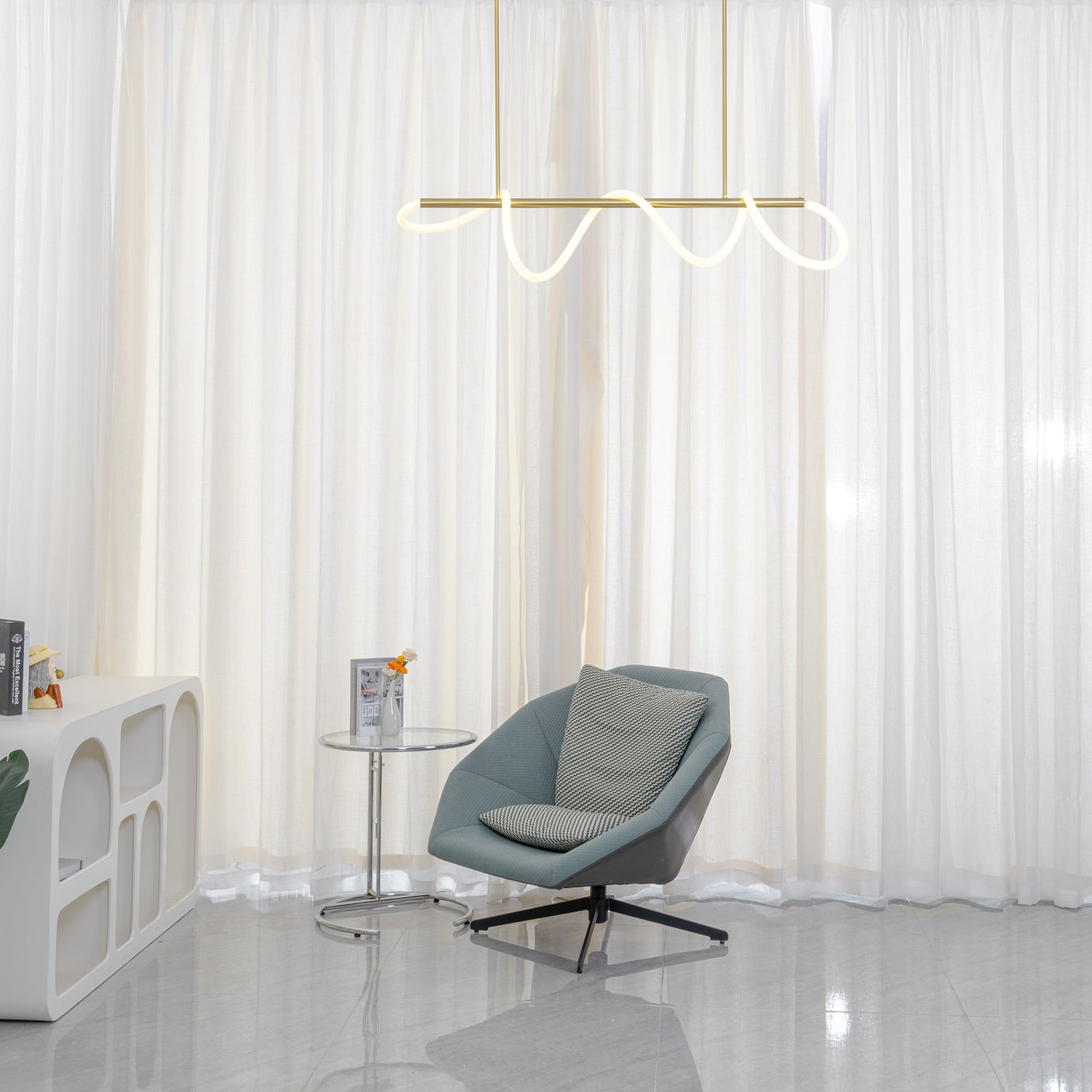 Serpentine Glow Gold Chandelier - Lumpaz