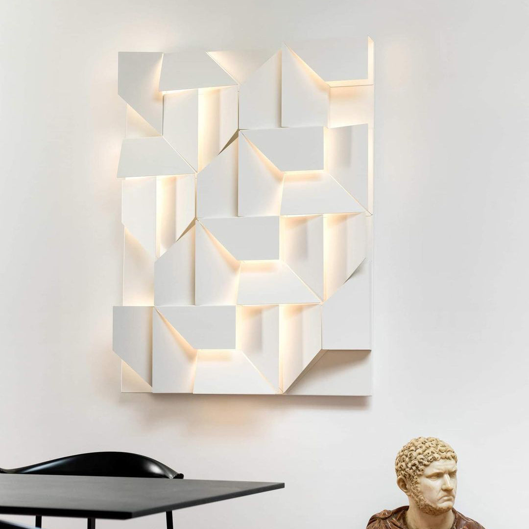 Shadows Built-in Battery Wall Lamp - Lumpaz