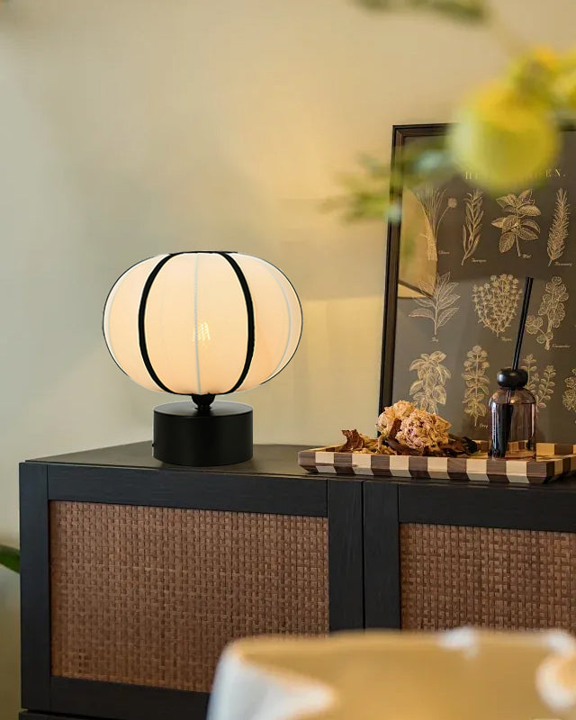 Ellos Table Lamp - Lumpaz