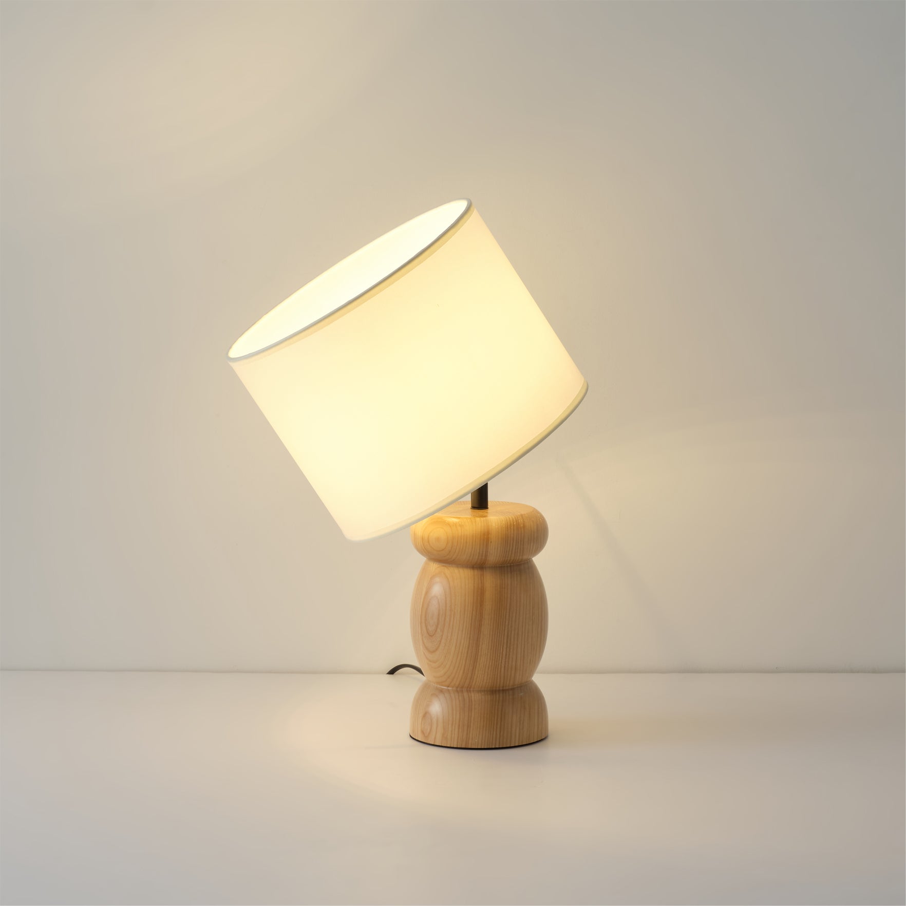 Pebble Wood Table Lamp - Lumpaz