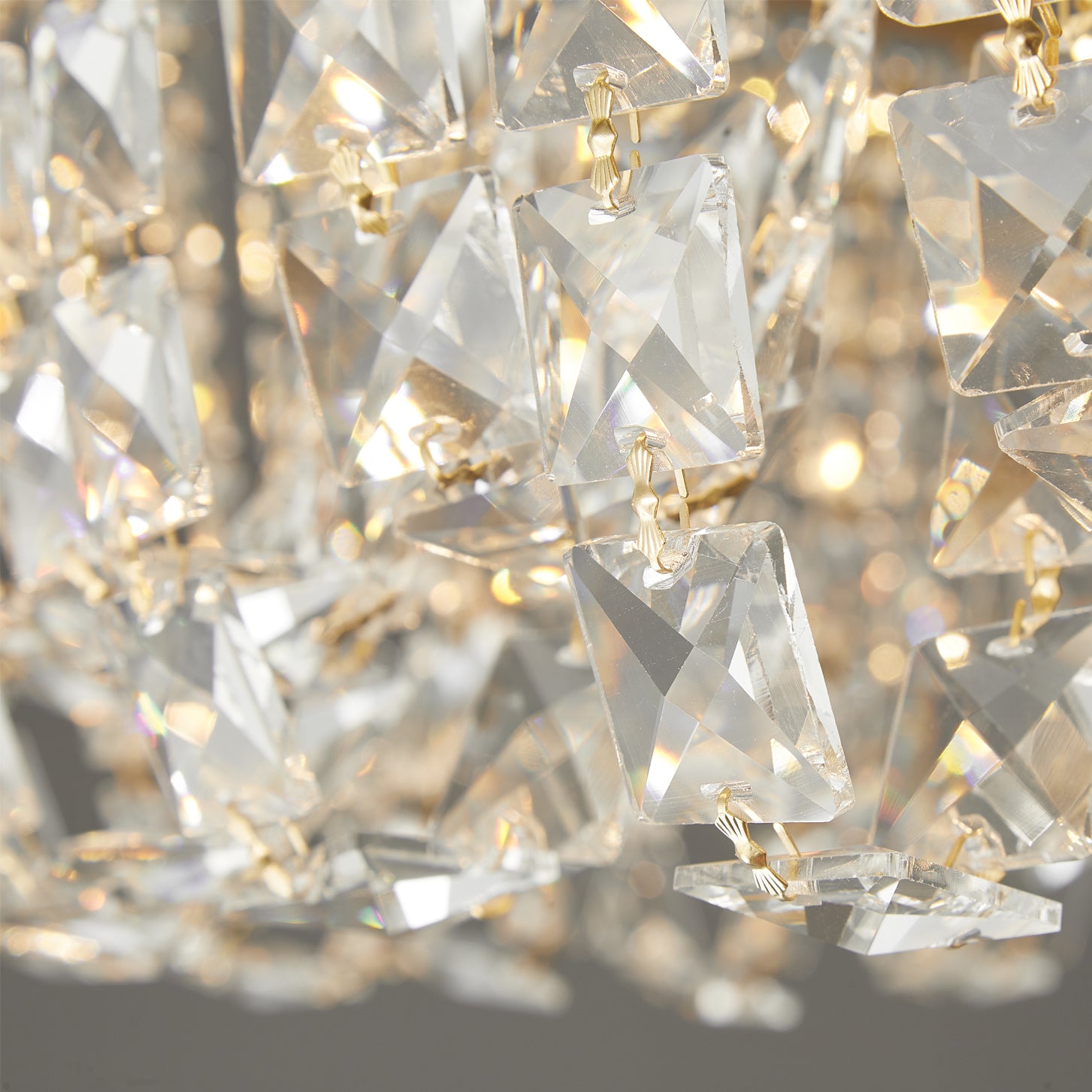 Emory Brass Chandelier - Lumpaz