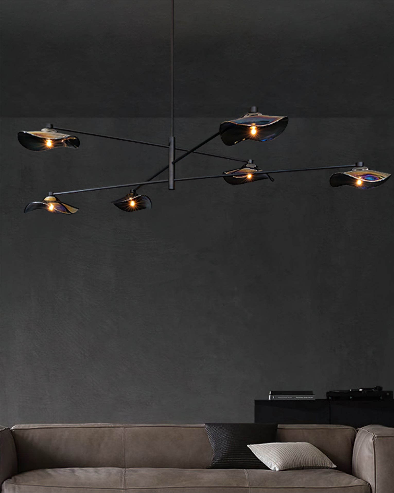 Dainolite Chandelier - Lumpaz