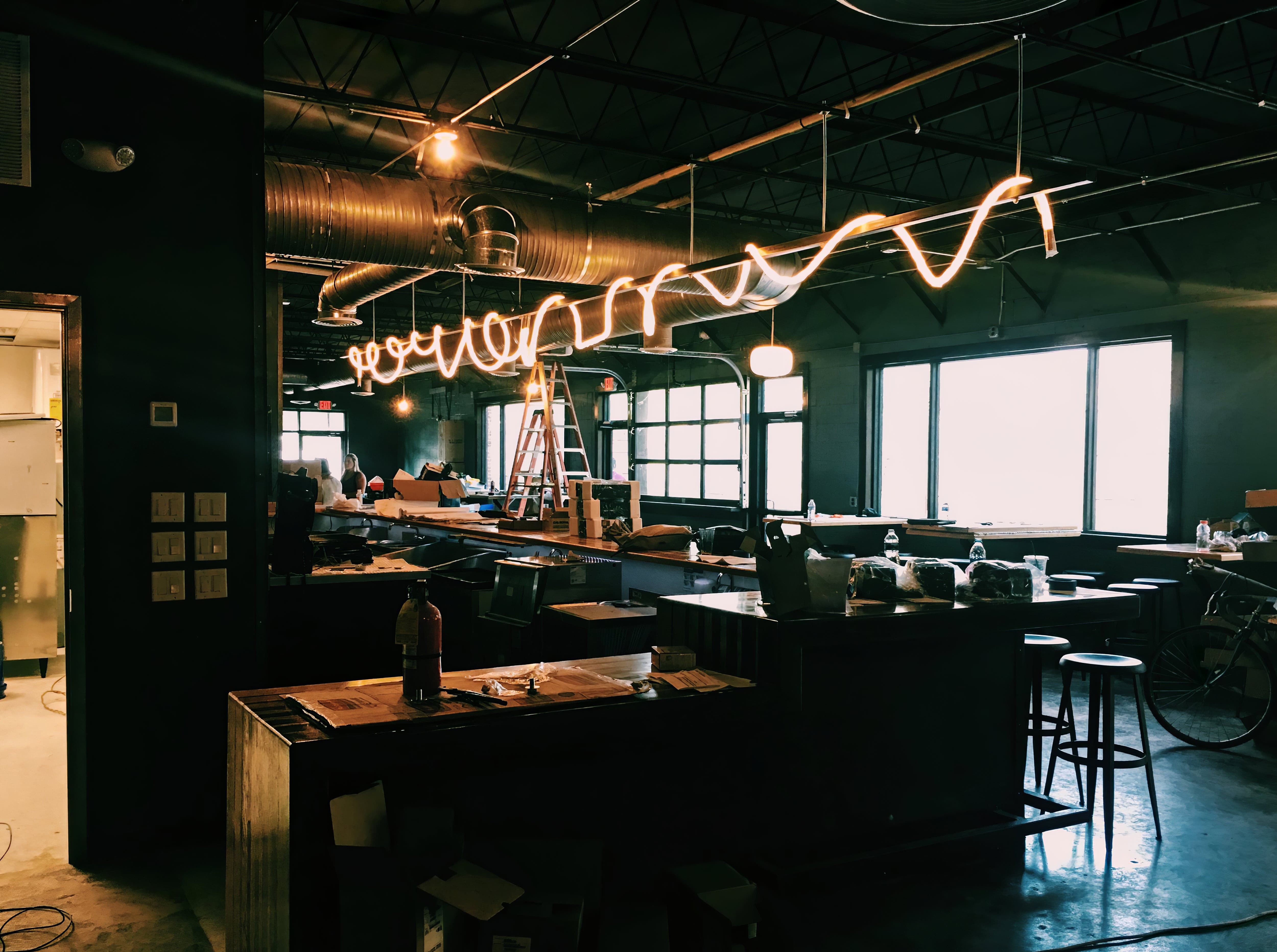 Flex LED Pendant Light - Lumpaz