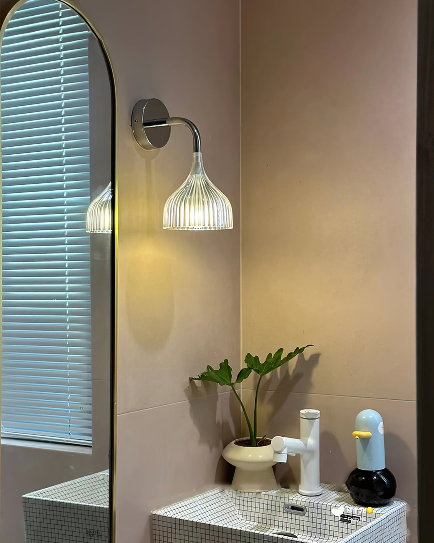 E Wall Lamp - Lumpaz