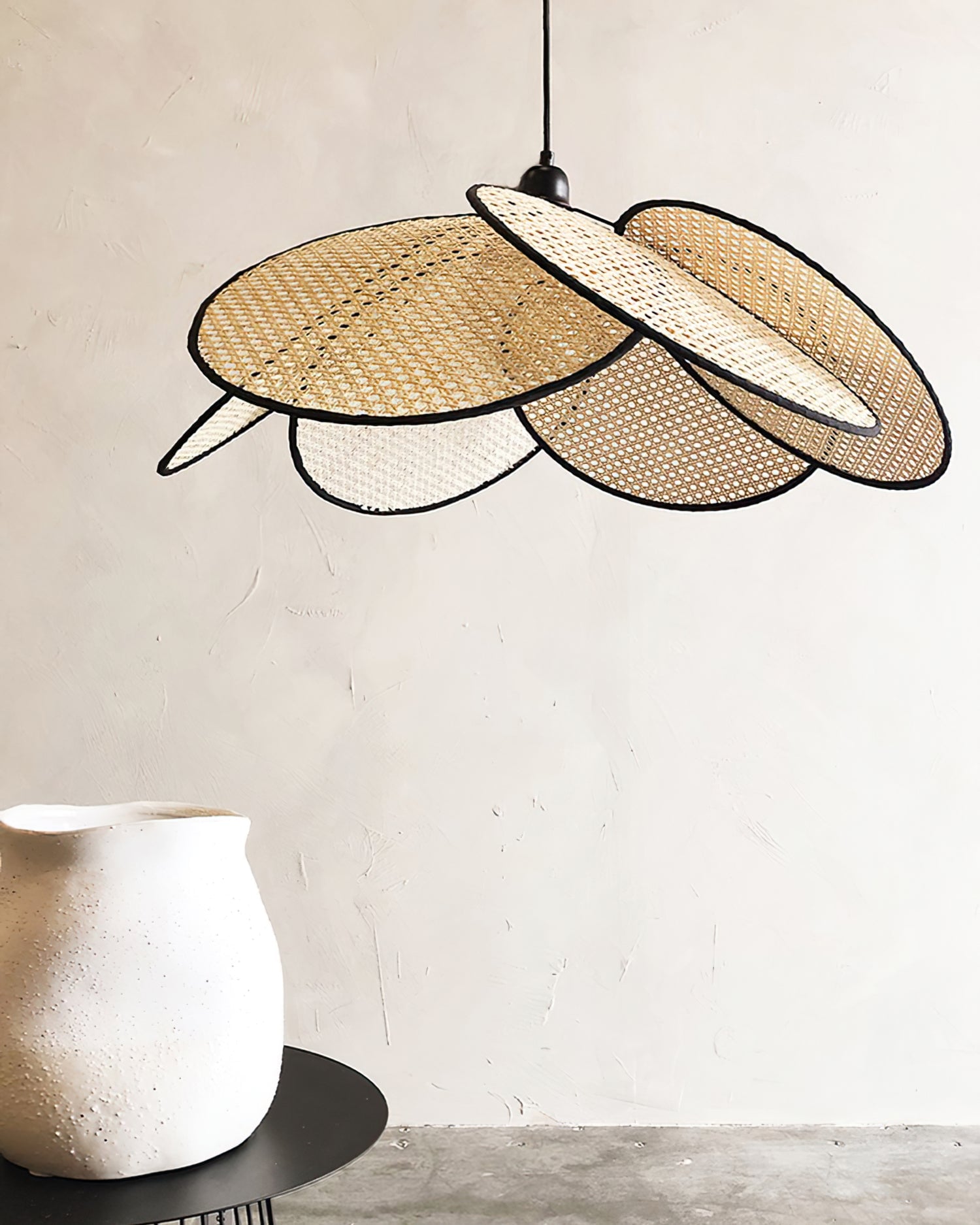 Campbell Rattan Pendant Lamp - Lumpaz