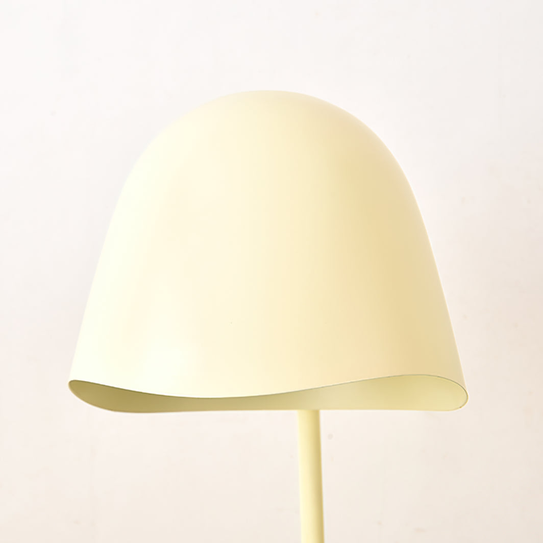 Breez Candle Table Lamp - Lumpaz