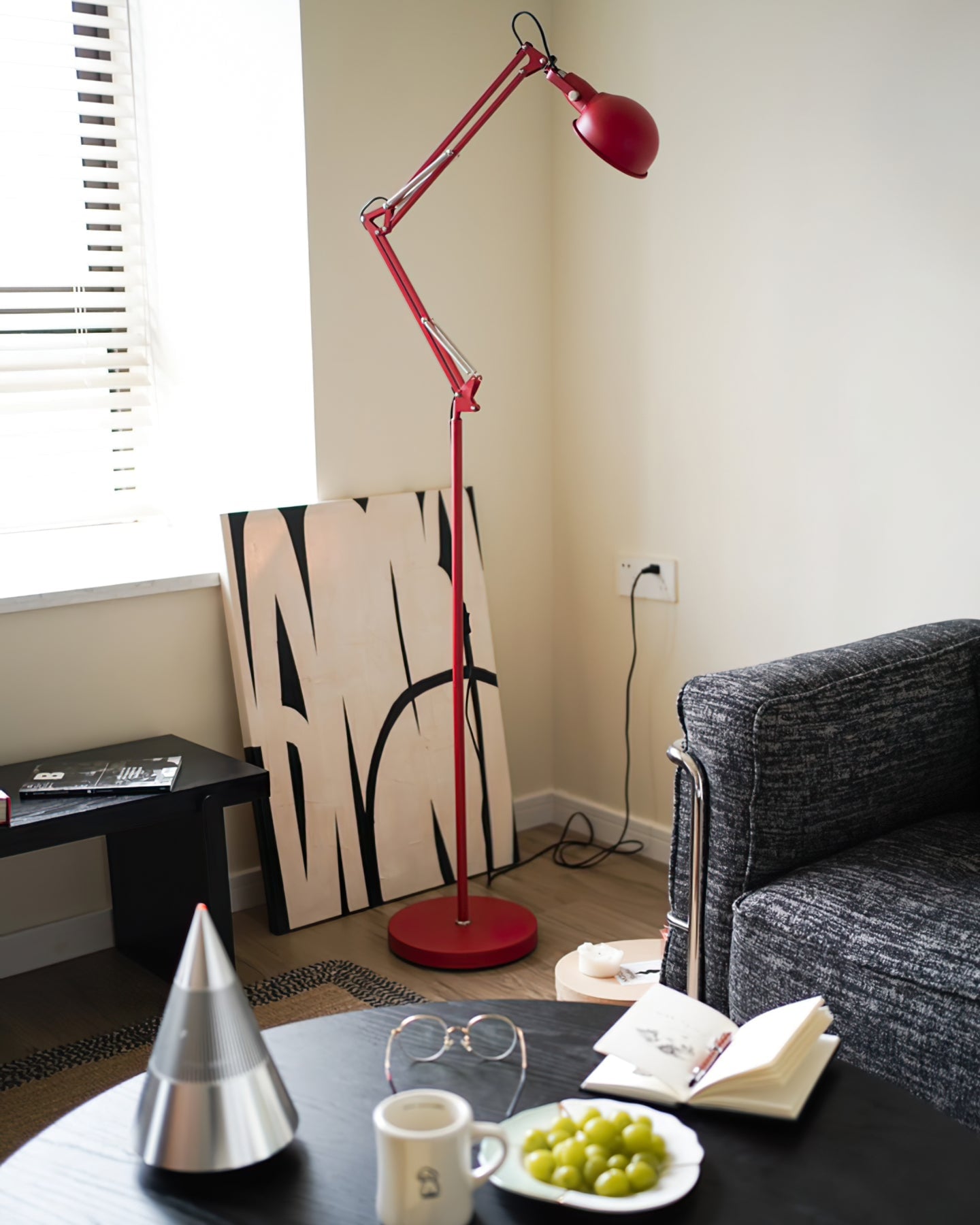Kaiser Red Floor Lamp - Lumpaz
