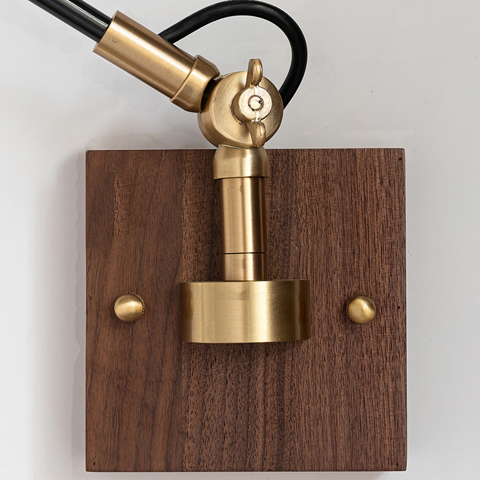 Kane Swing Arm Wall Lamp - Lumpaz