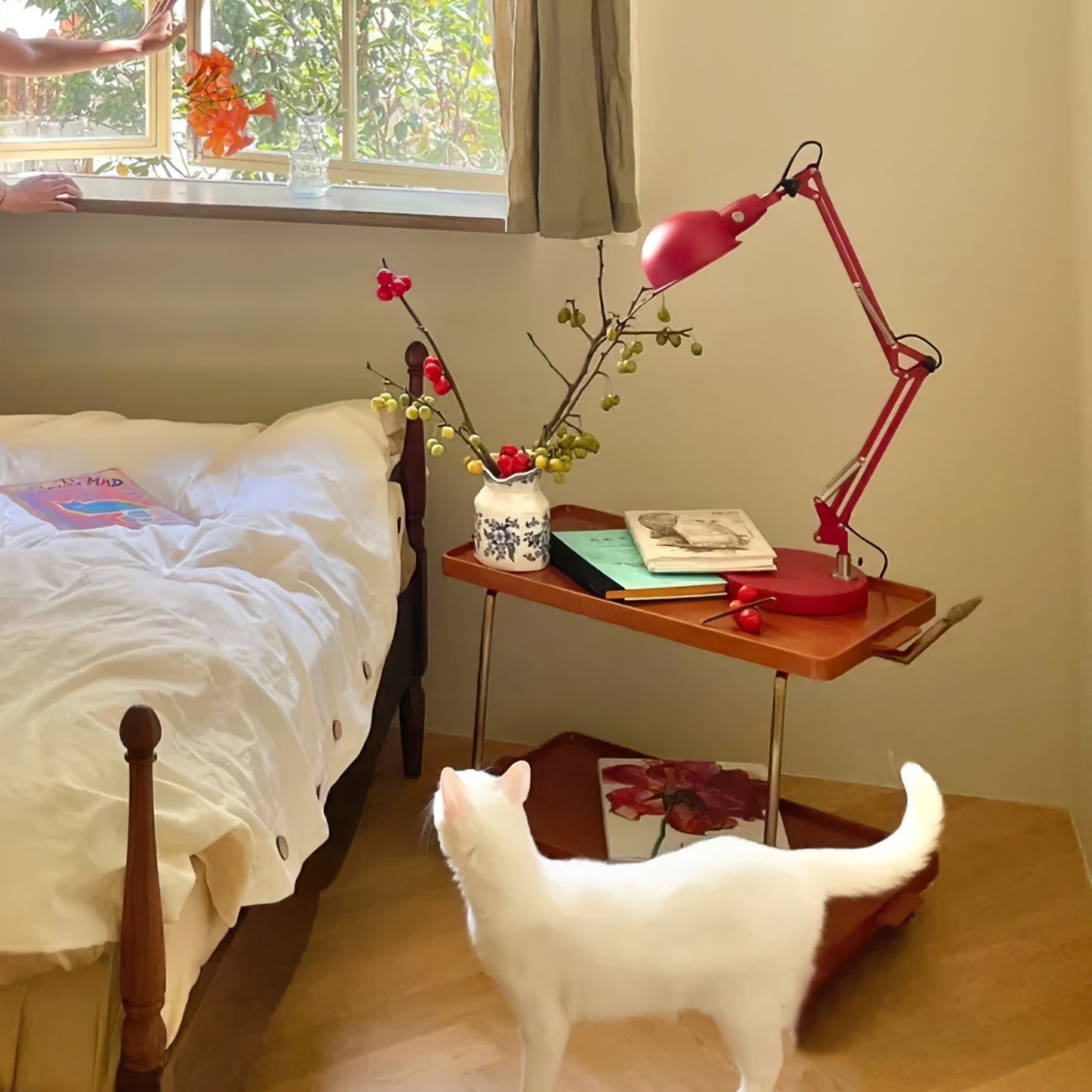 Kaiser Red Table Lamp - Lumpaz