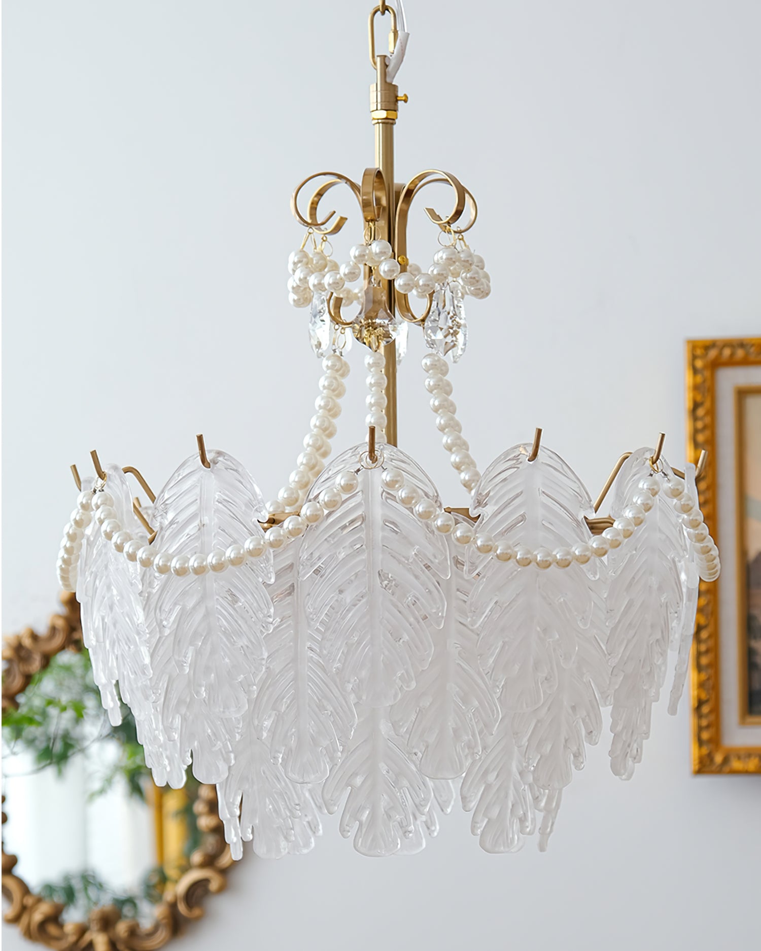 Feather Glass Chandelier - Lumpaz