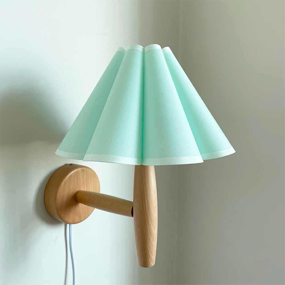 Vintage Fluted Plug In Wall Lamp - Lumpaz