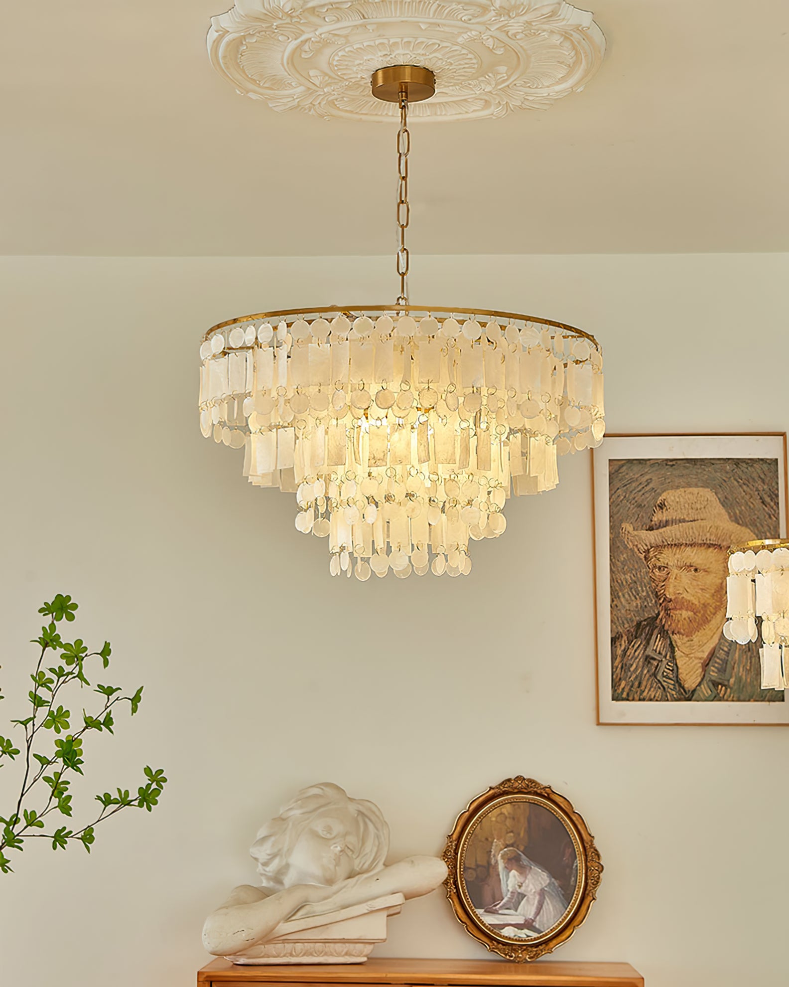 Capiz Shell Chandelier - Lumpaz
