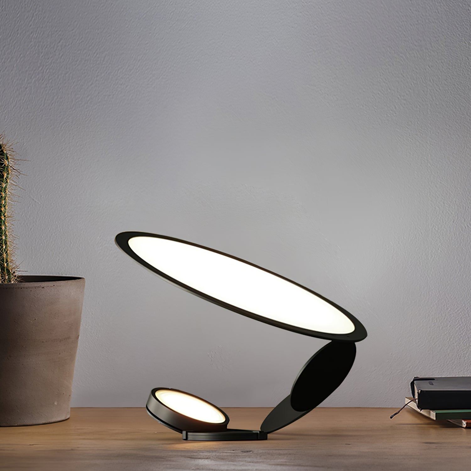 Cut Table Lamp - Lumpaz