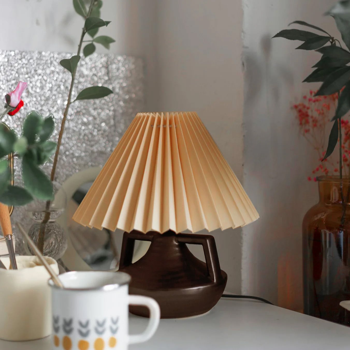 Navia Pleated Table Lamp - Lumpaz