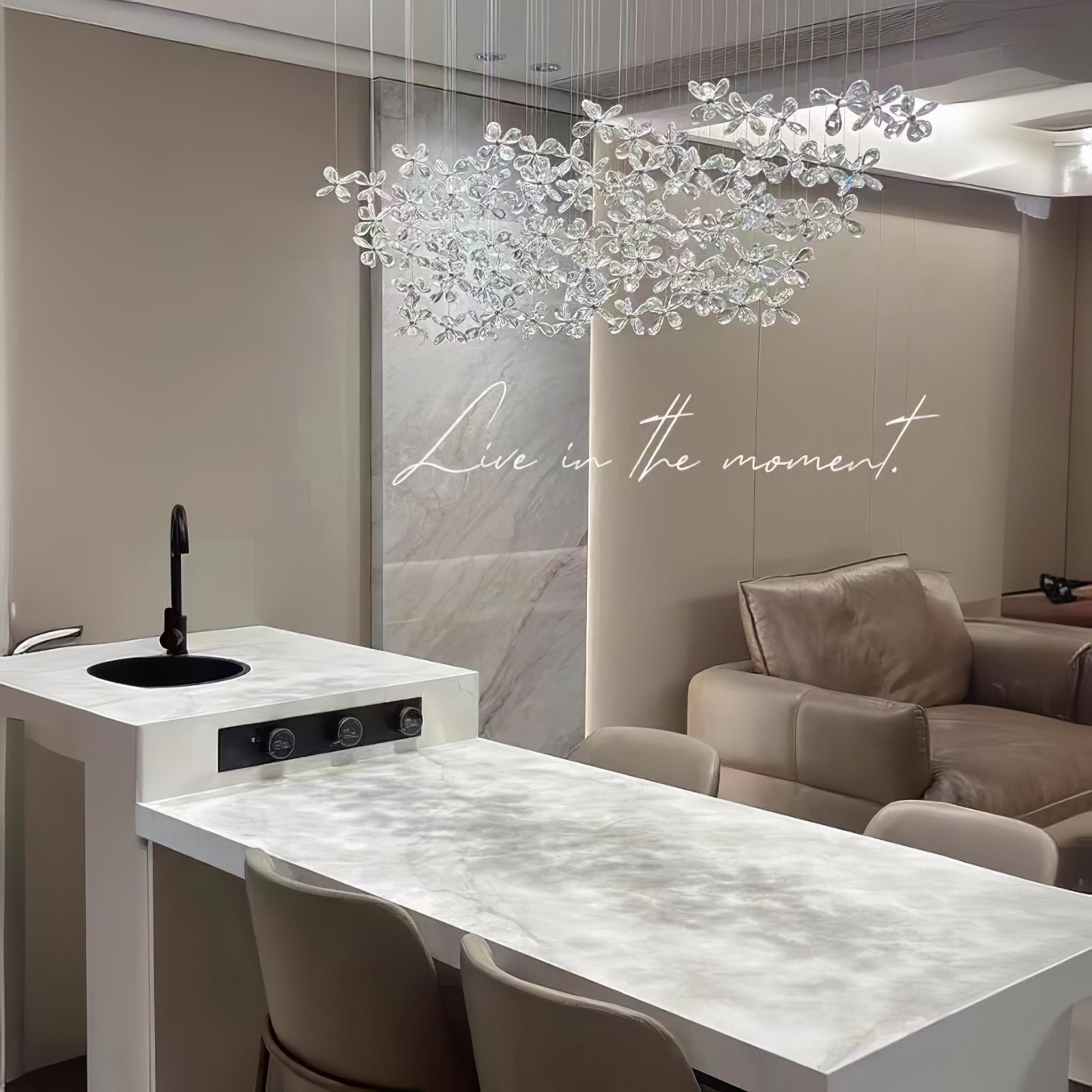 Floating Butterfly Chandelier - Lumpaz