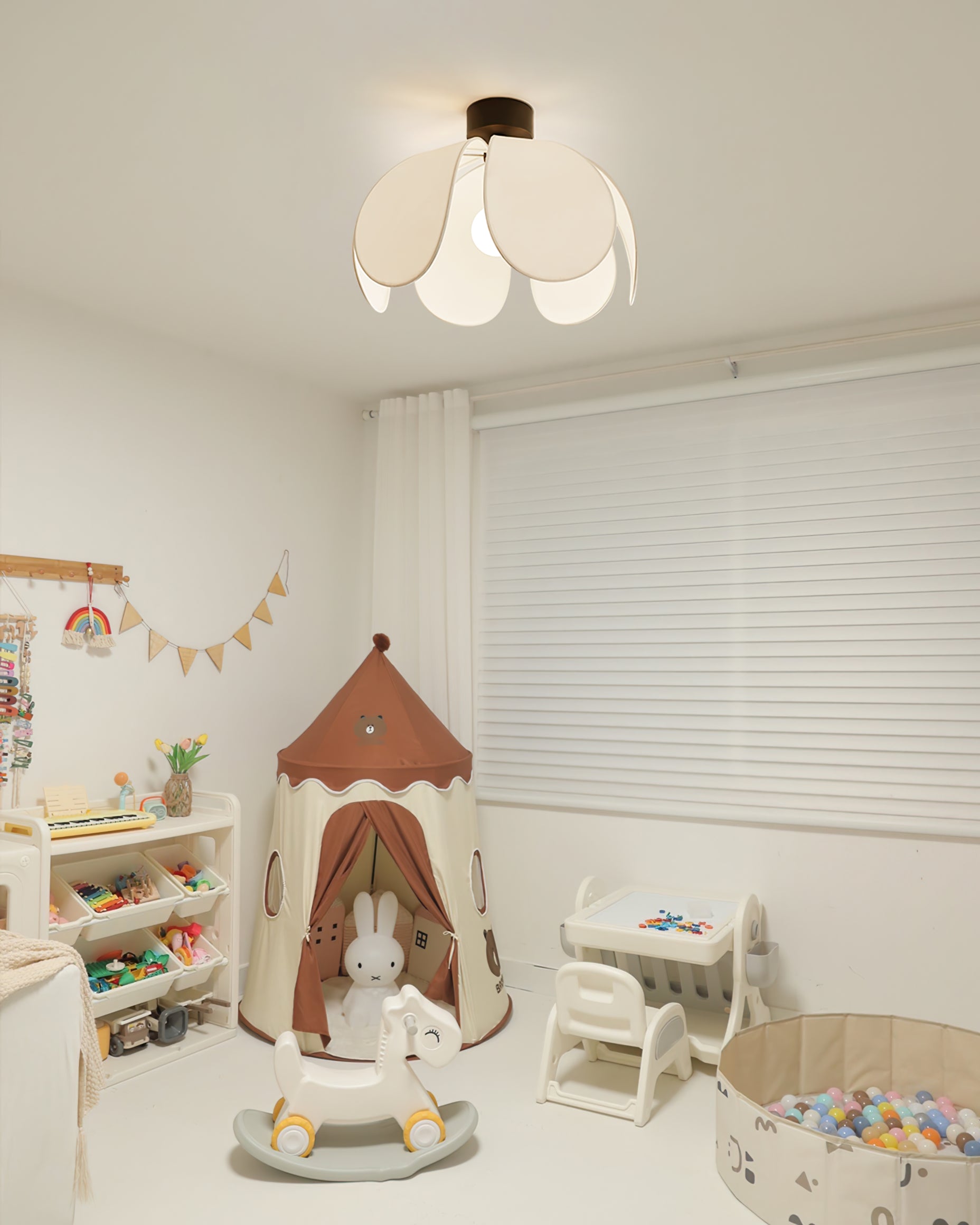 Flower Fabric Ceiling Lamp - Lumpaz