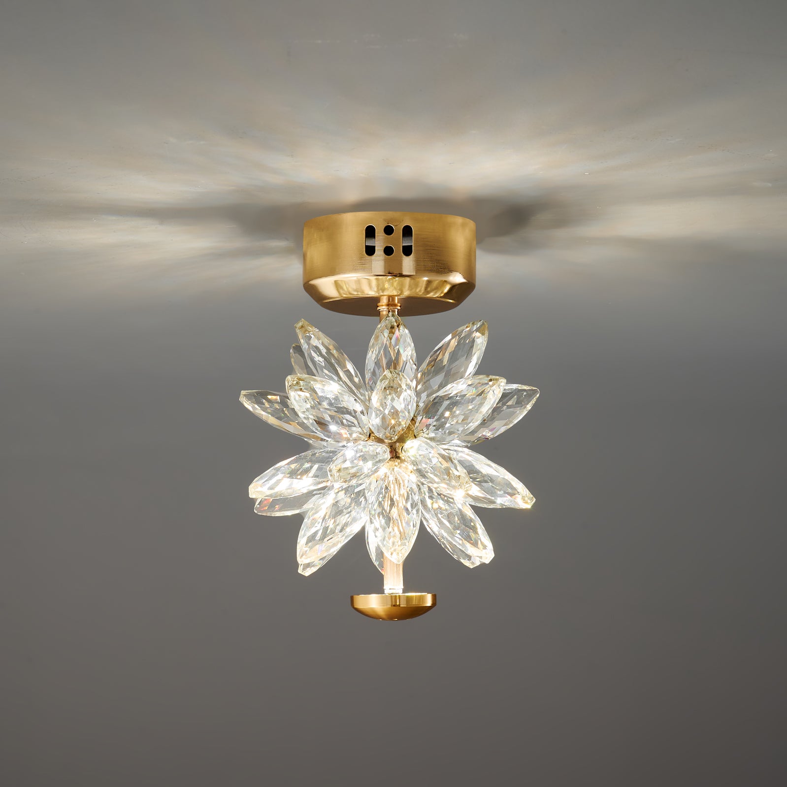 Glam Flower Ceiling Lamp - Lumpaz
