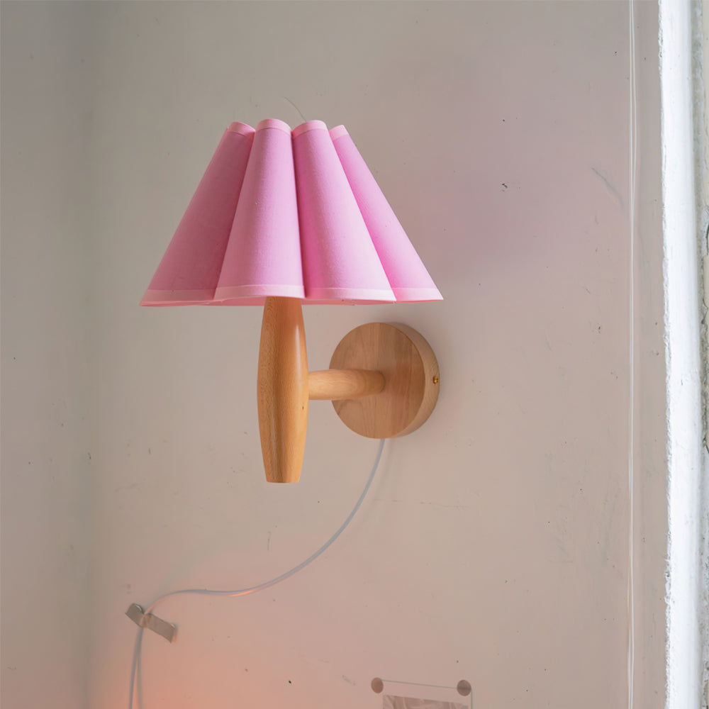 Vintage Fluted Plug In Wall Lamp - Lumpaz