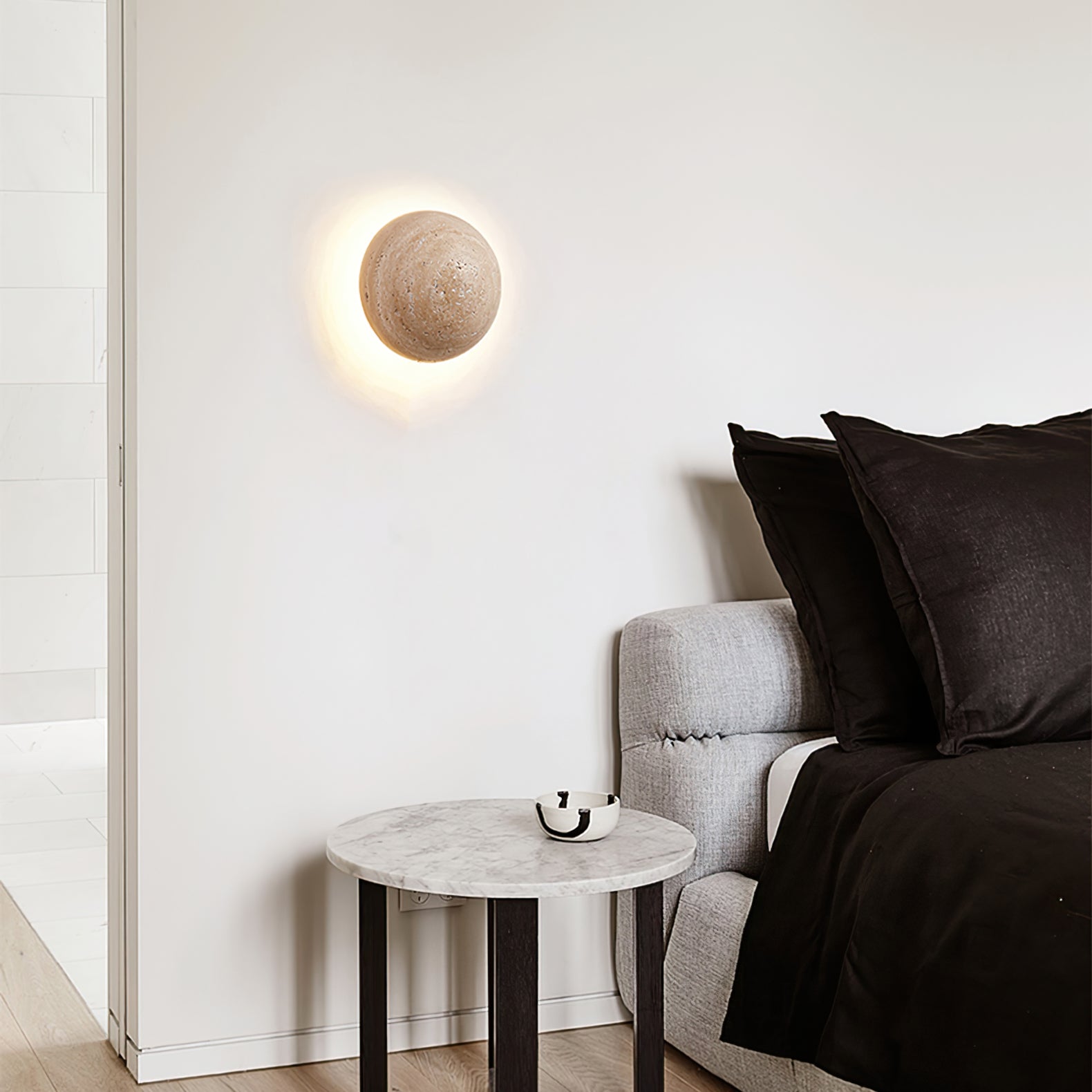 Round Travertine Wall Lamp - Lumpaz