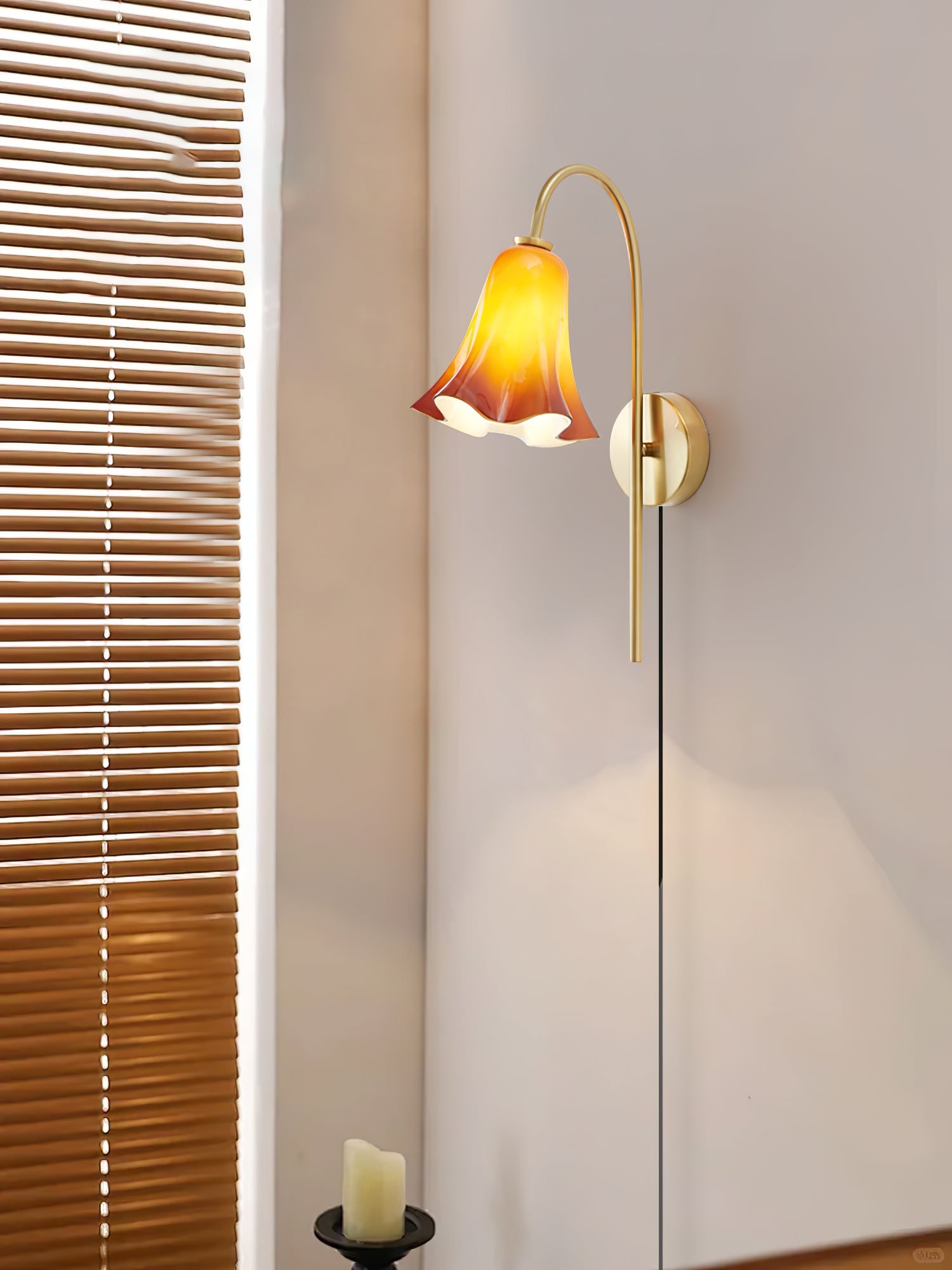 Flora Plug In Wall Lamp - Lumpaz