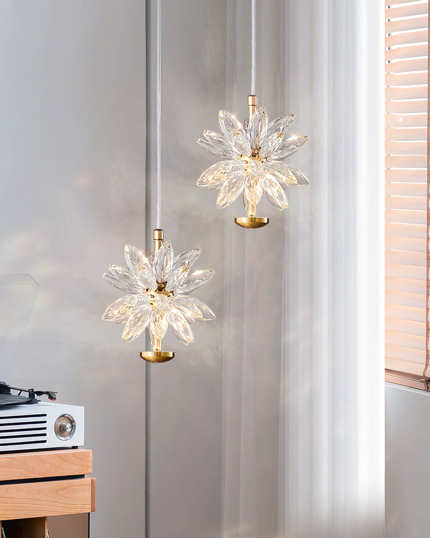 Glam Flower Pendant Lamp - Lumpaz