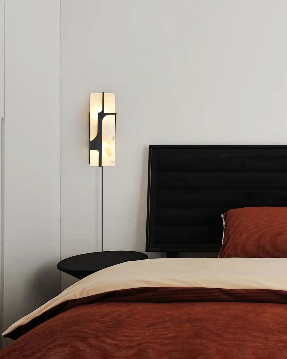 Ariel Plug In Wall Lamp - Lumpaz