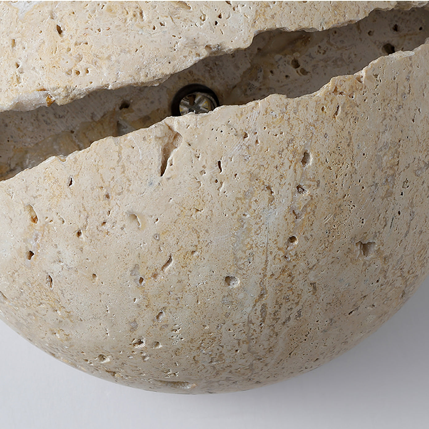 Round Crack Wall Lamp - Lumpaz
