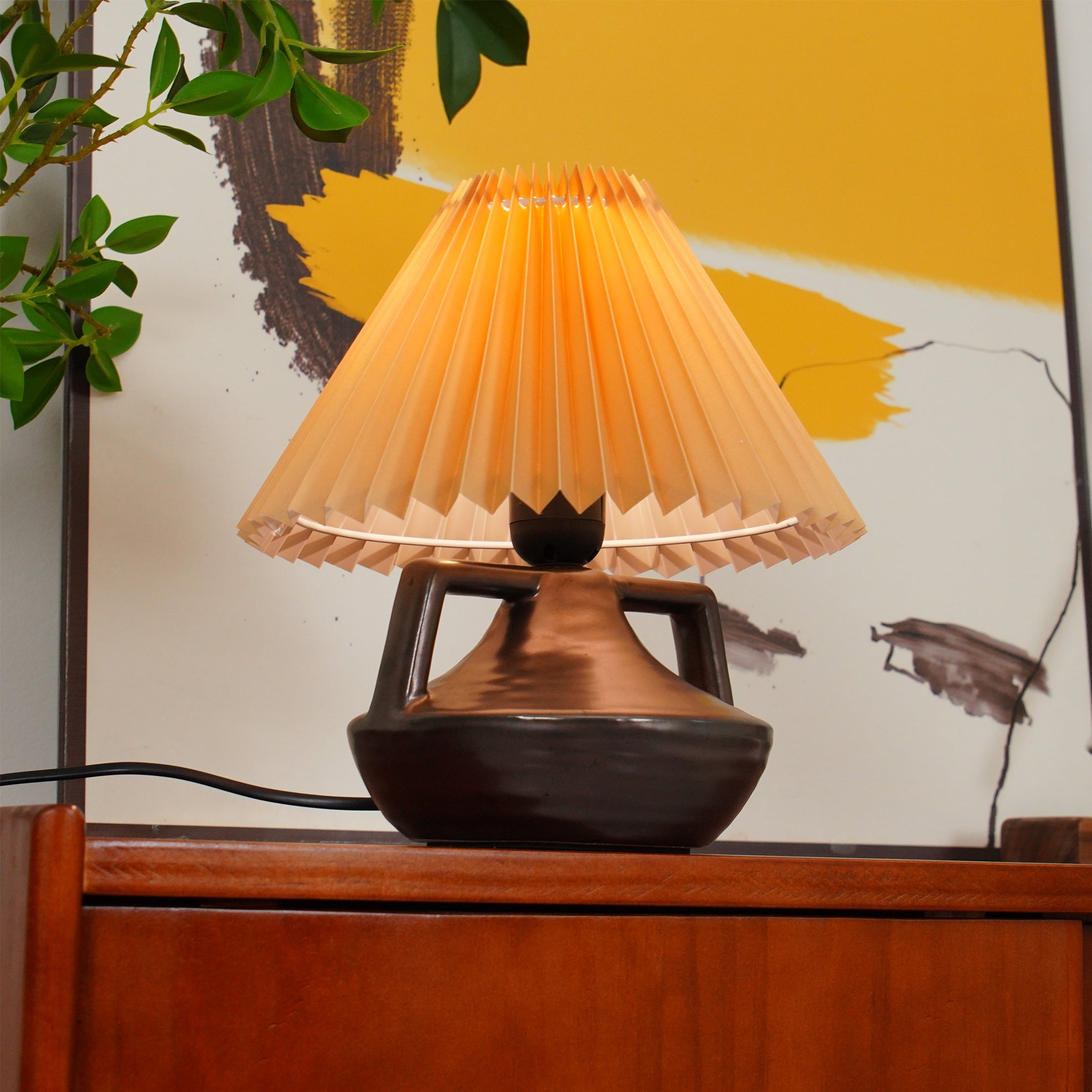 Navia Pleated Table Lamp - Lumpaz