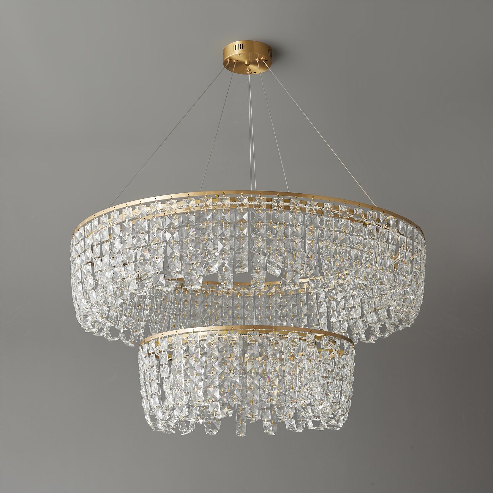 Emory Brass Chandelier - Lumpaz