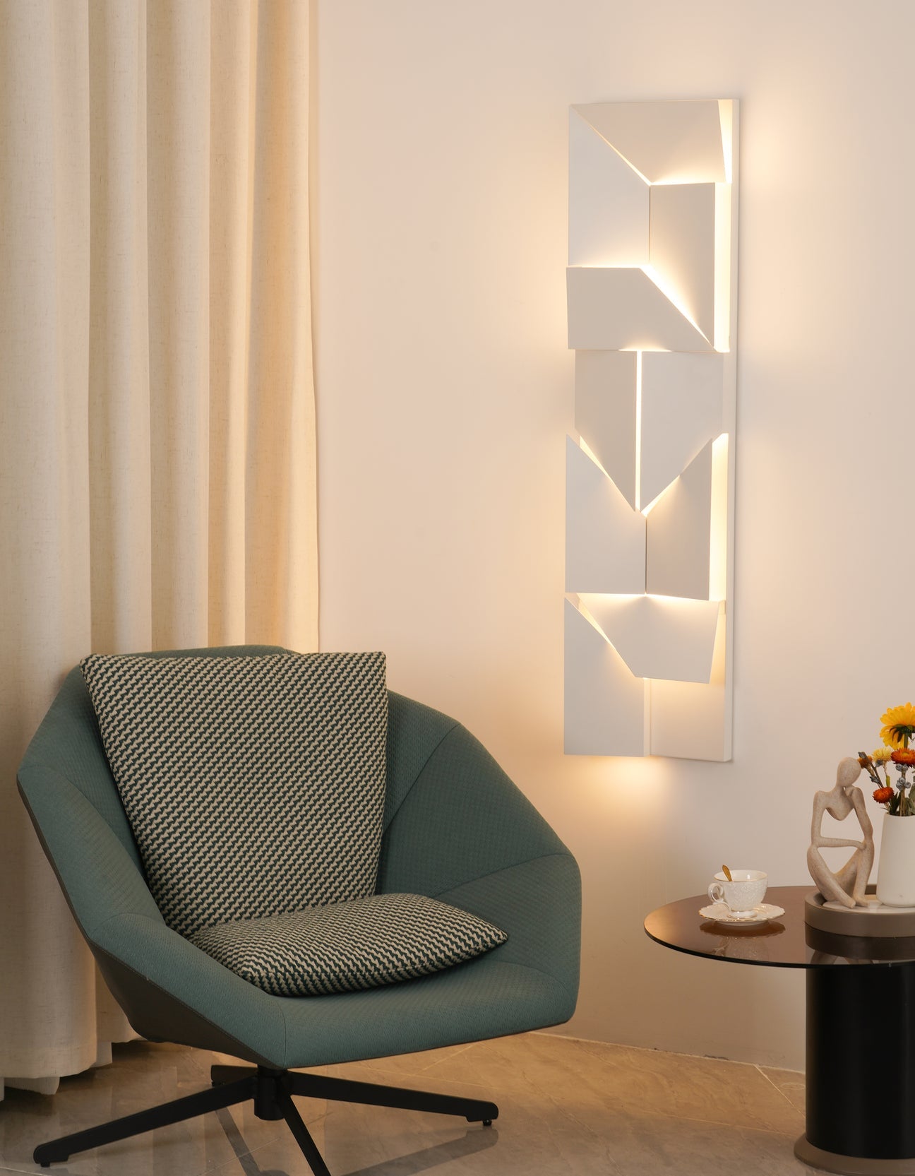 Shadows Wall Lamp - Lumpaz