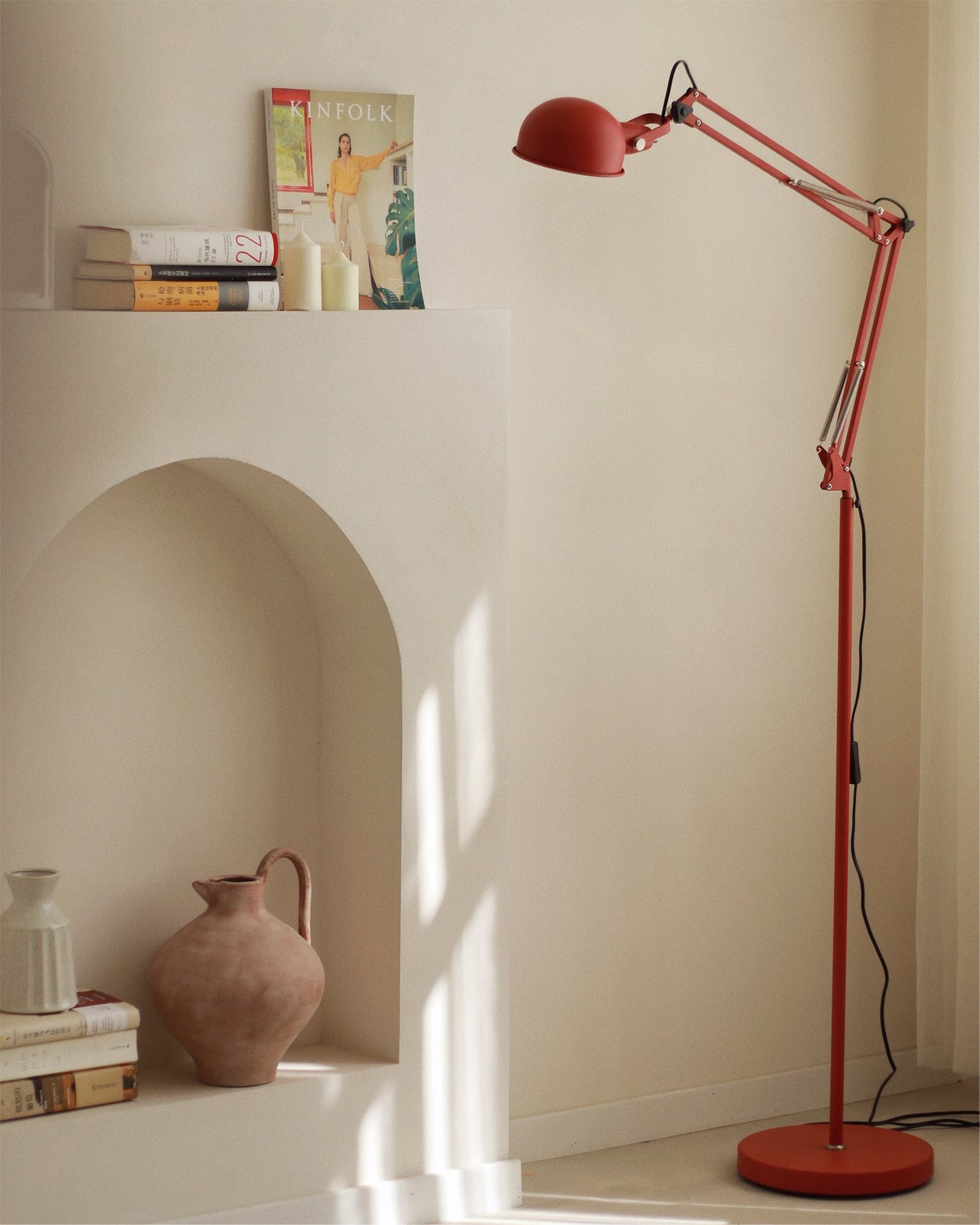 Kaiser Red Floor Lamp - Lumpaz
