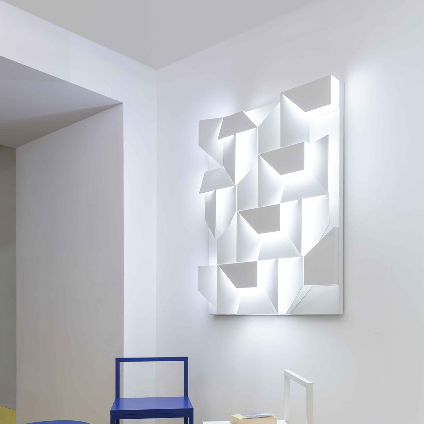 Shadows Wall Lamp - Lumpaz