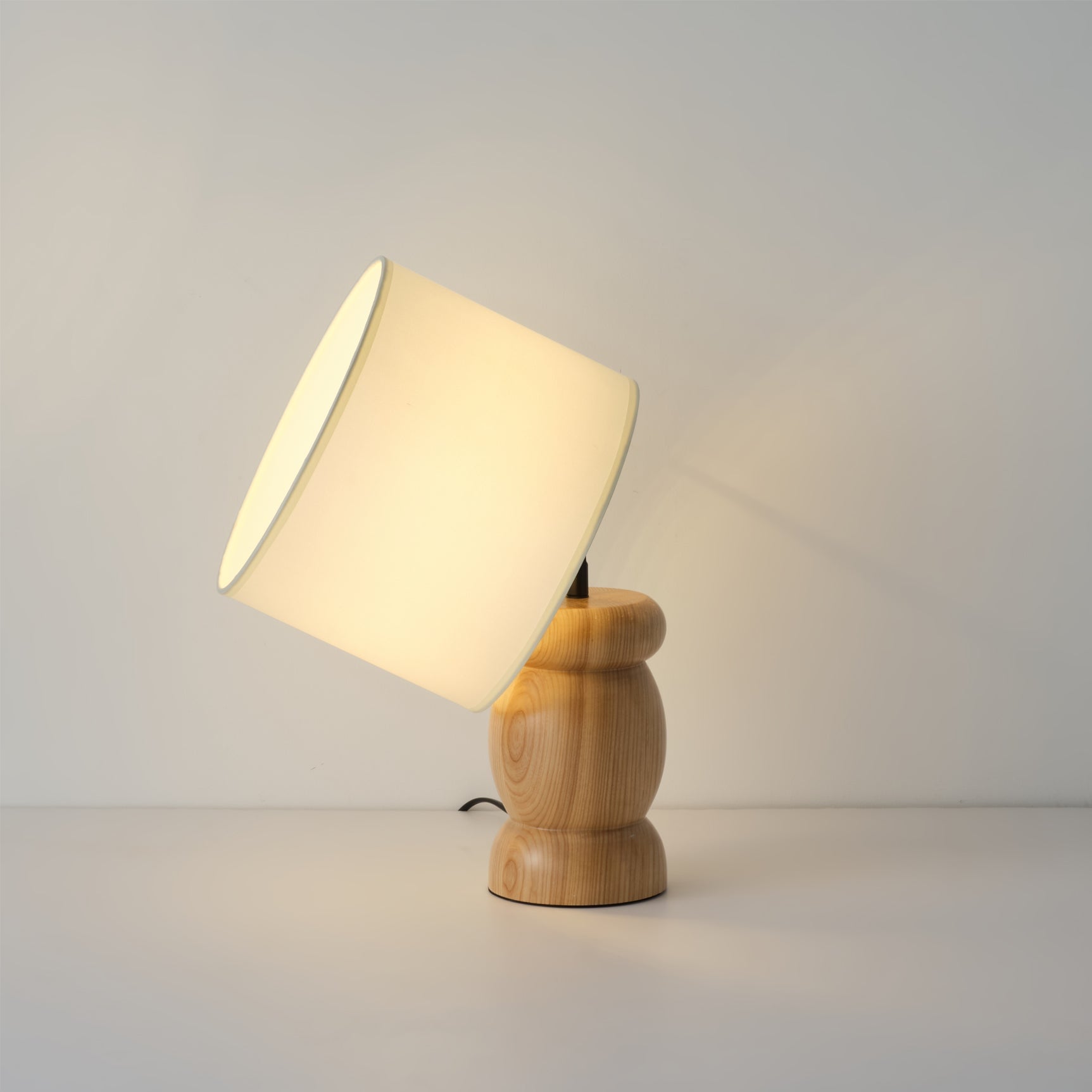 Pebble Wood Table Lamp - Lumpaz